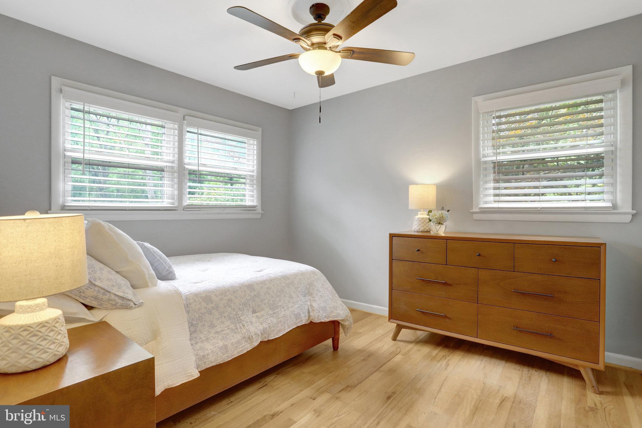 HAYFIELD FARM - Residential