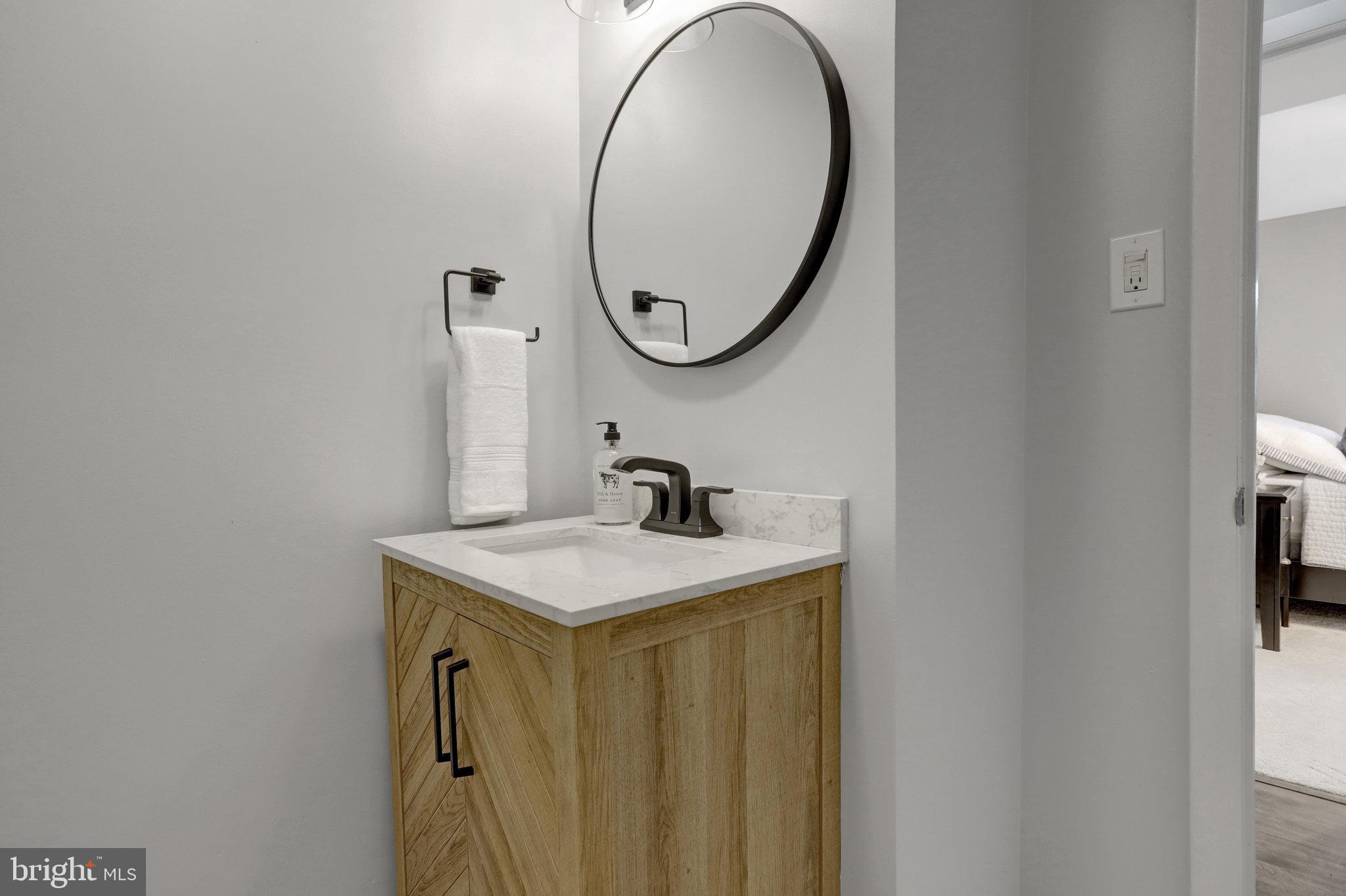 HAYFIELD FARM - Residential