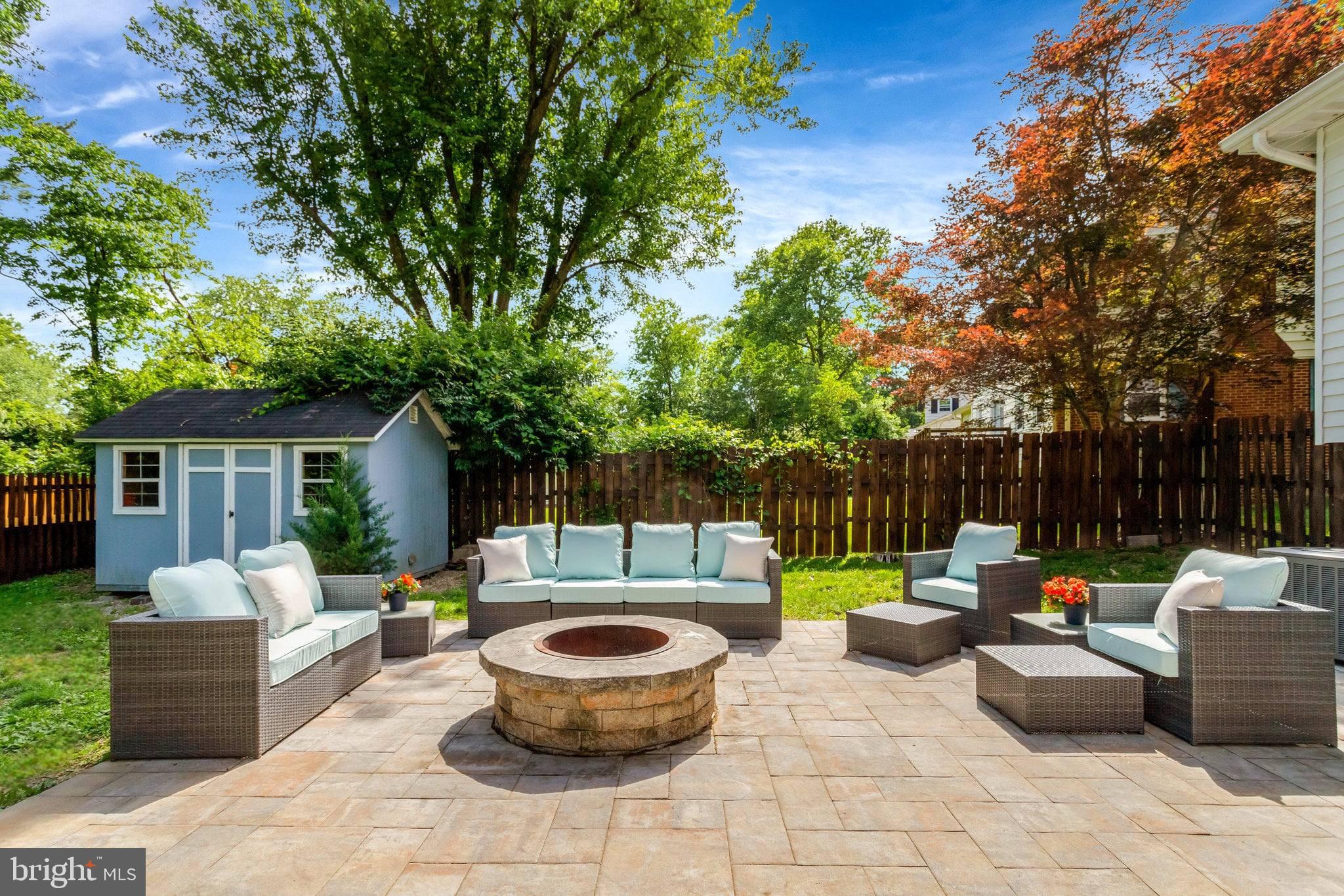 HAYFIELD FARM - Residential