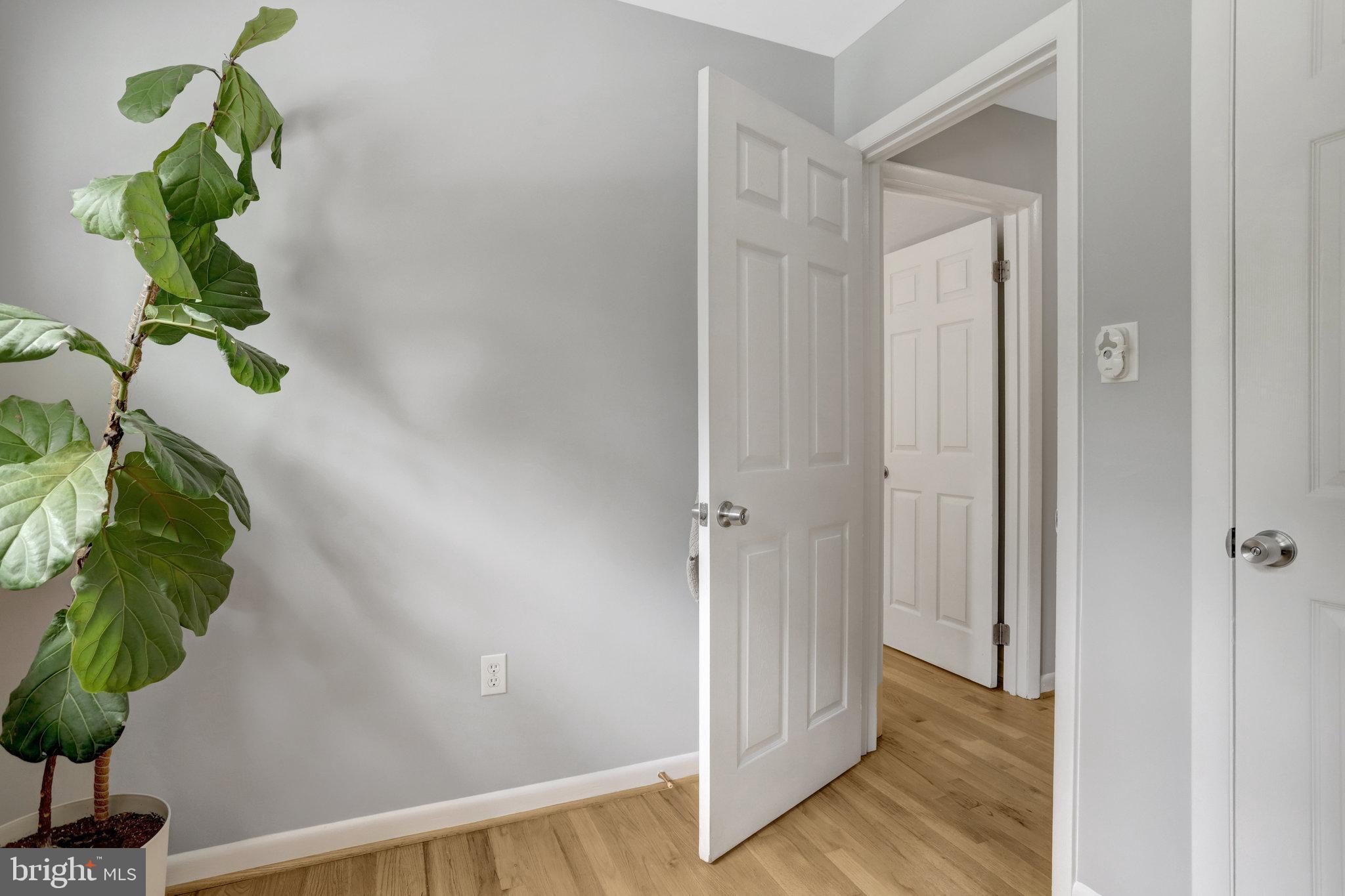 HAYFIELD FARM - Residential