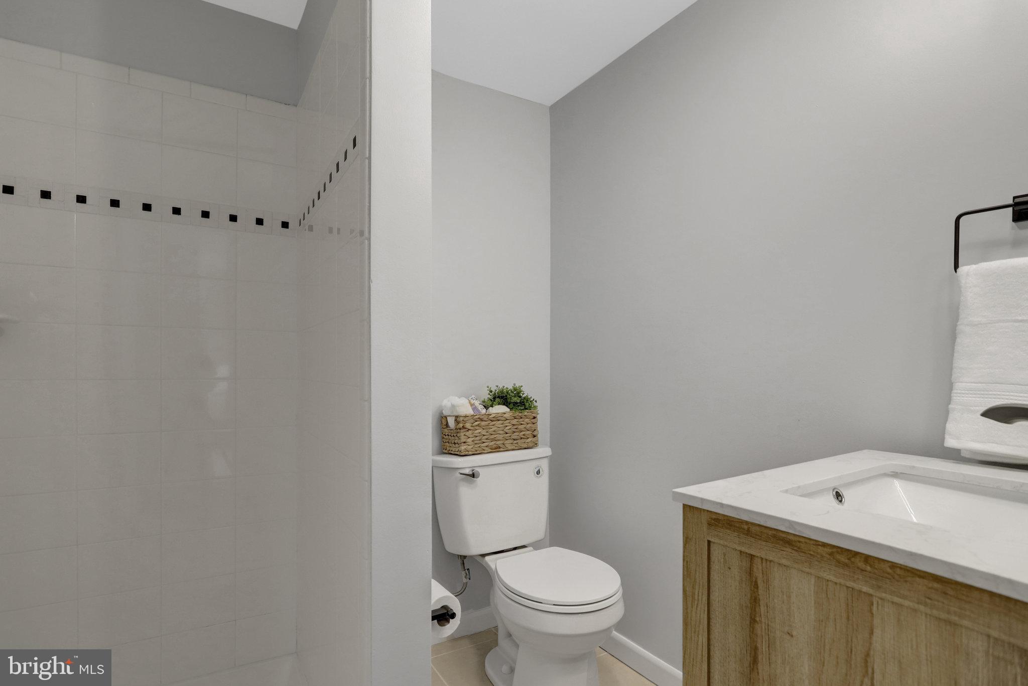 HAYFIELD FARM - Residential