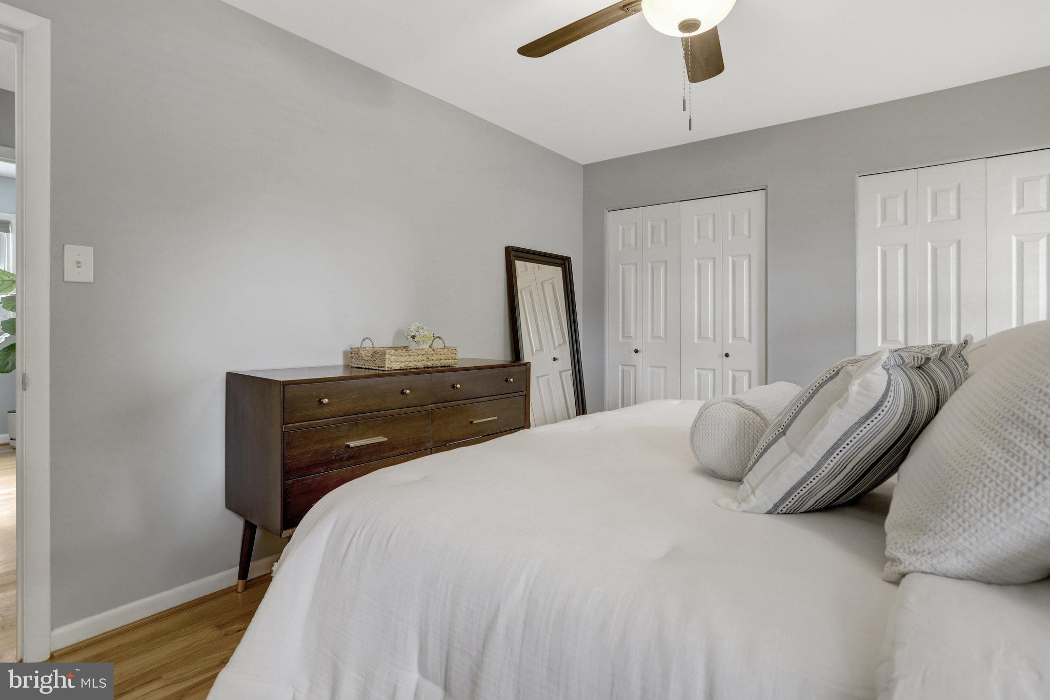 HAYFIELD FARM - Residential