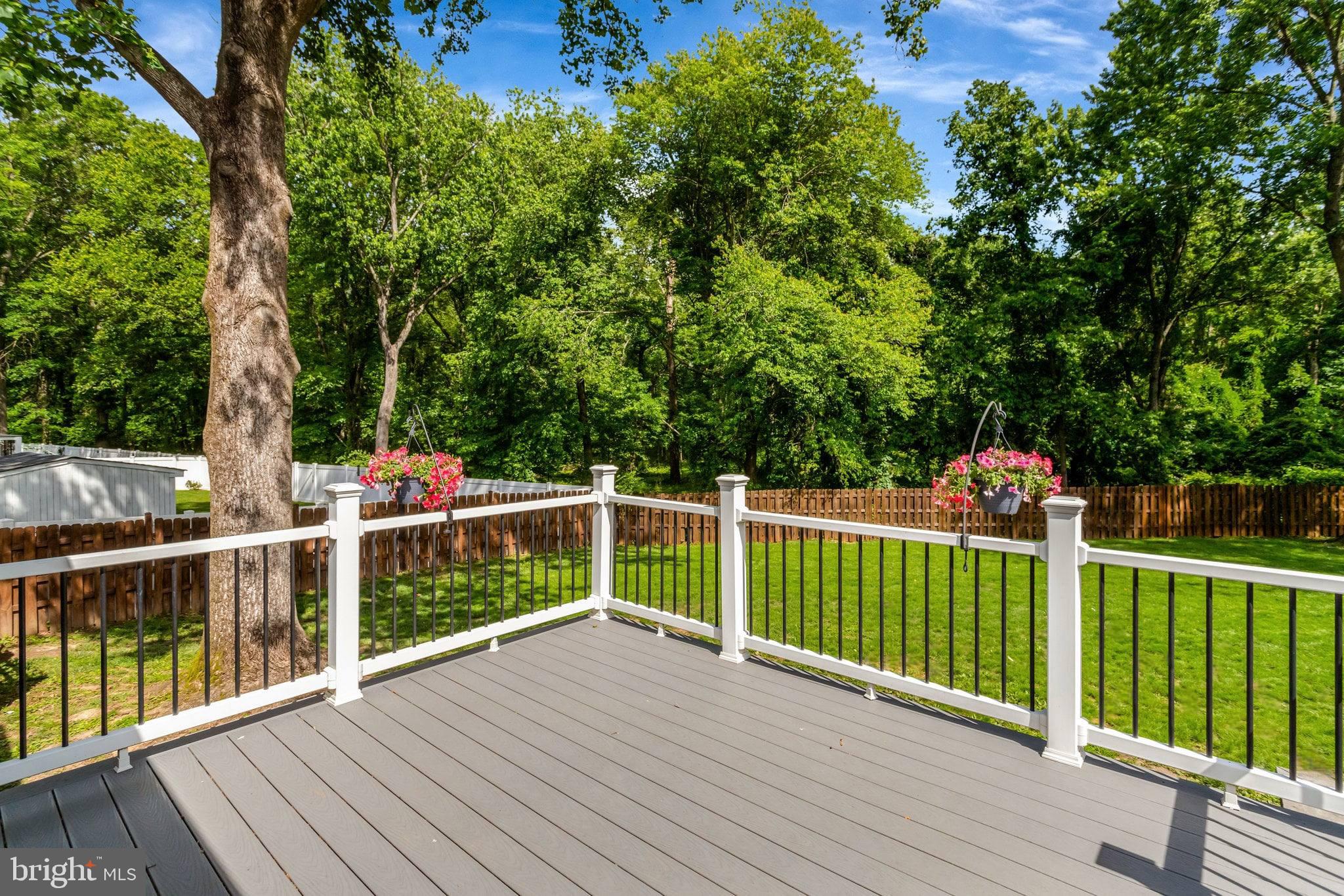 HAYFIELD FARM - Residential