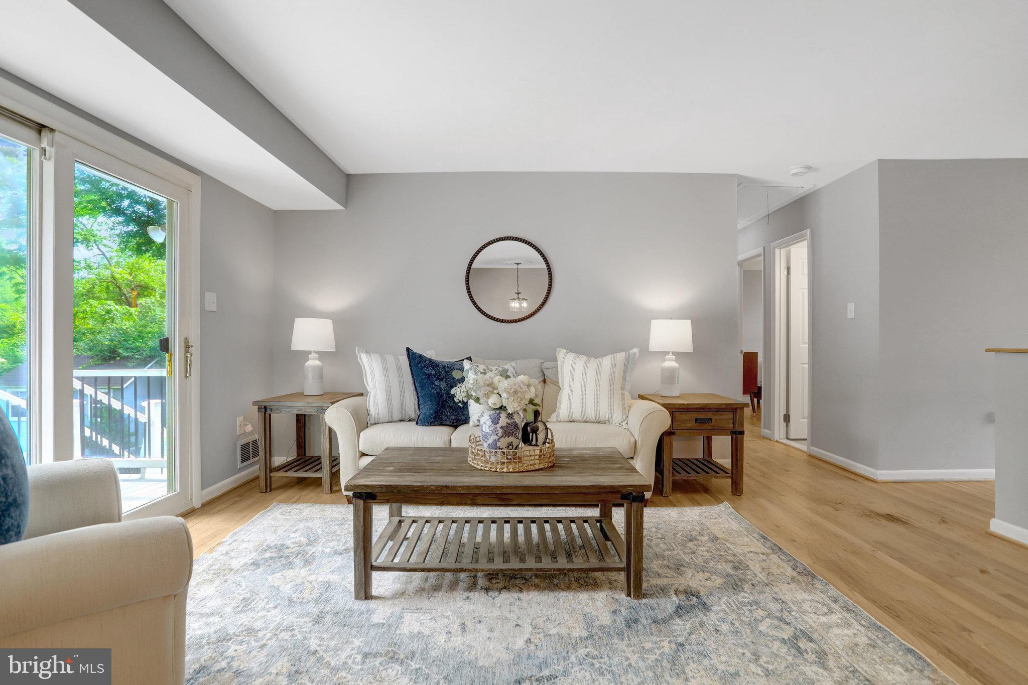 HAYFIELD FARM - Residential