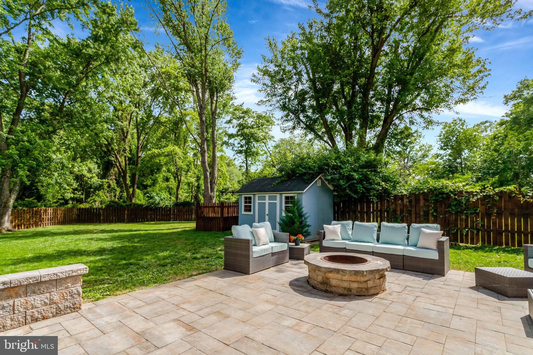 HAYFIELD FARM - Residential