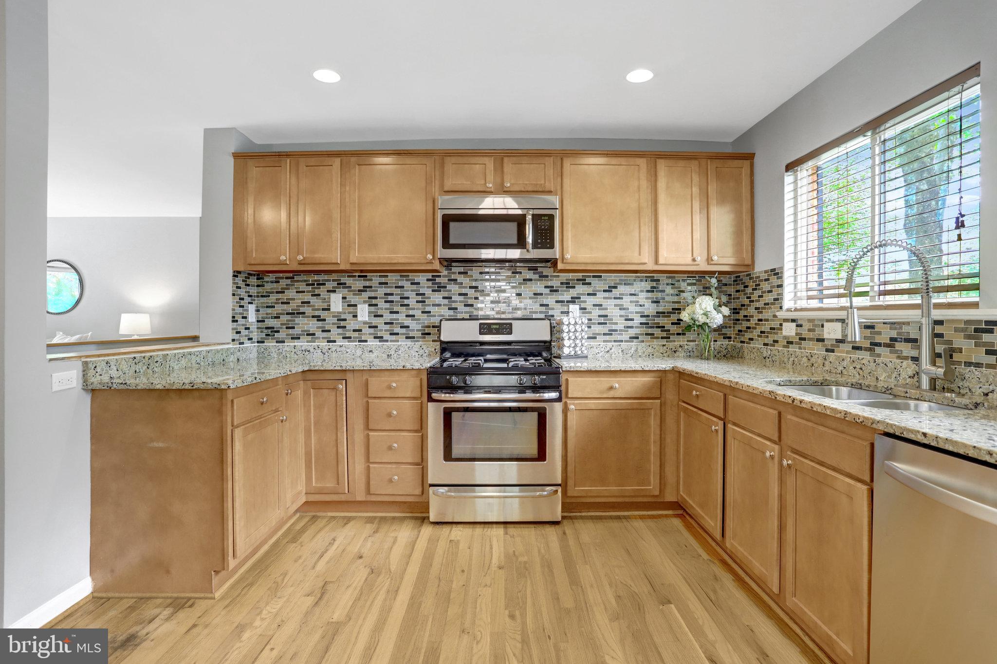 HAYFIELD FARM - Residential