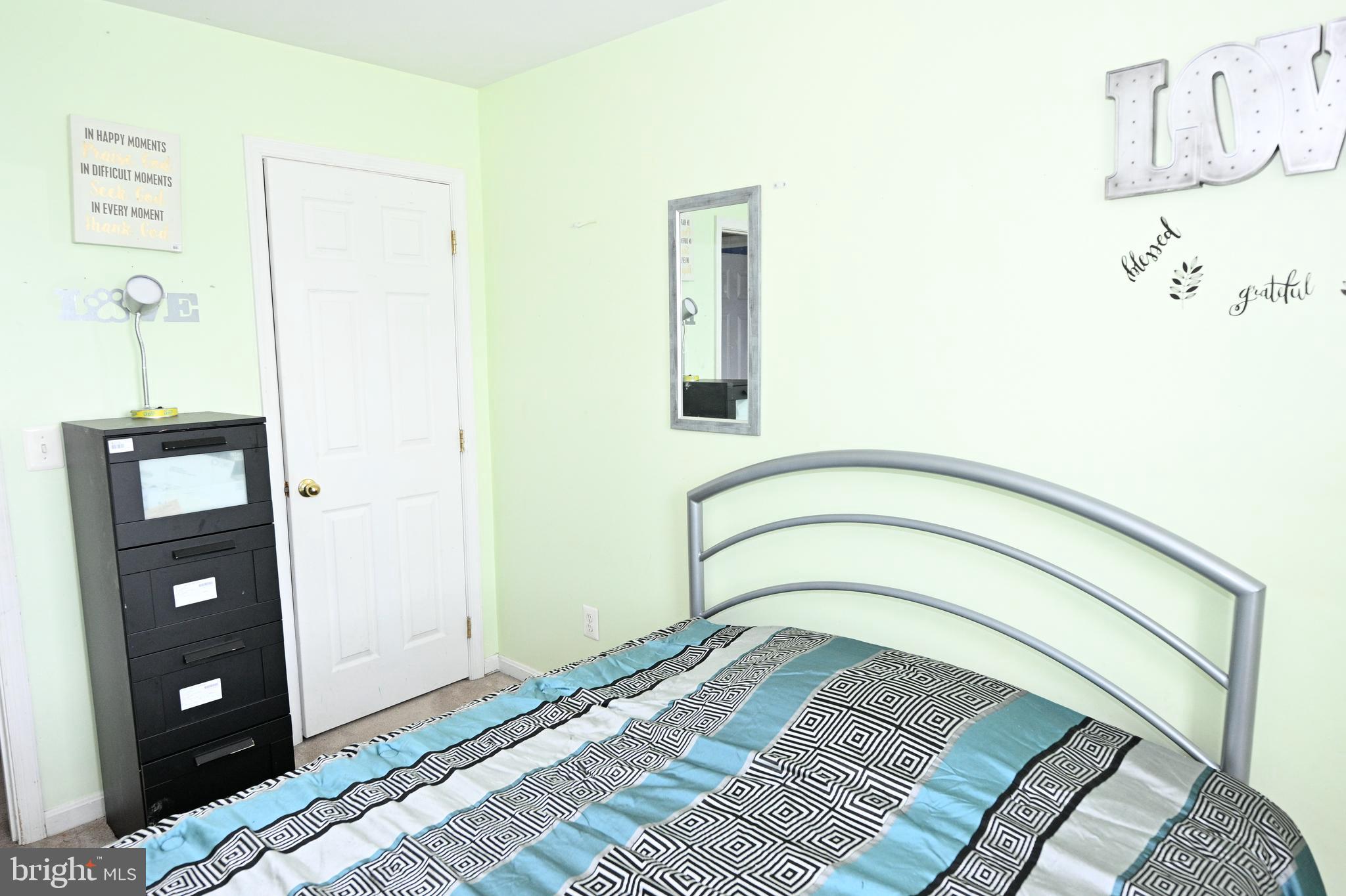 CARROLLWOOD MANOR - Residential