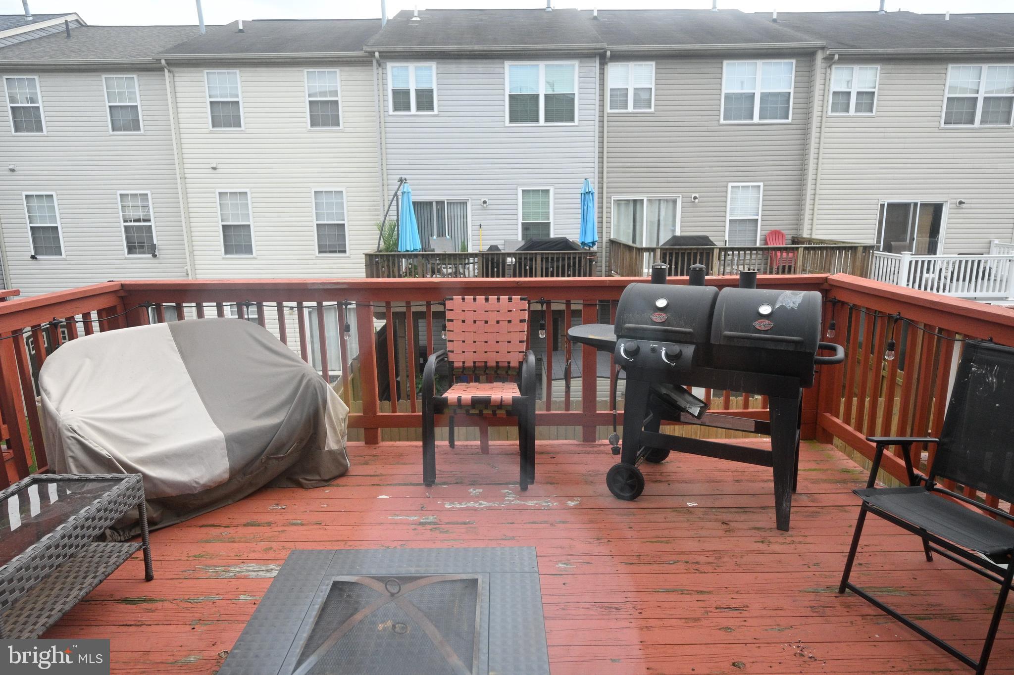 CARROLLWOOD MANOR - Residential