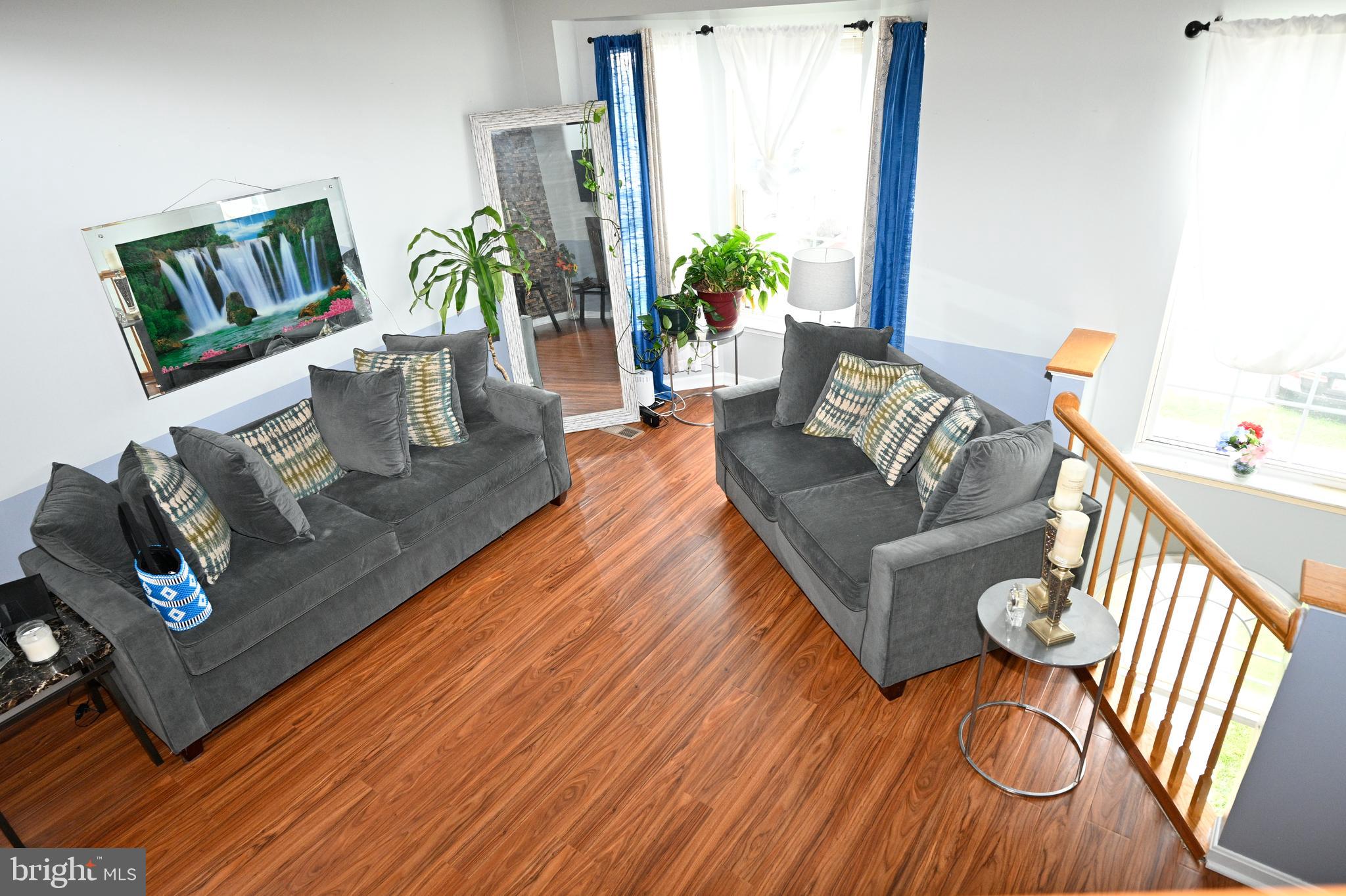 CARROLLWOOD MANOR - Residential