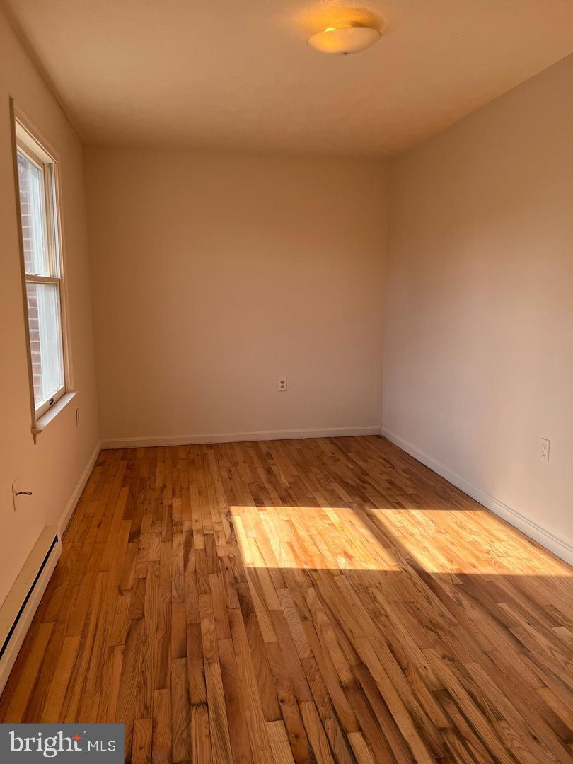 LAKERIDGE - Residential Lease