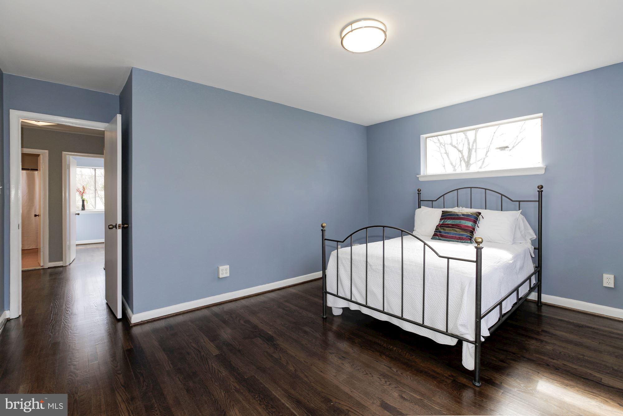 COUNTRY CLUB FOREST - Residential