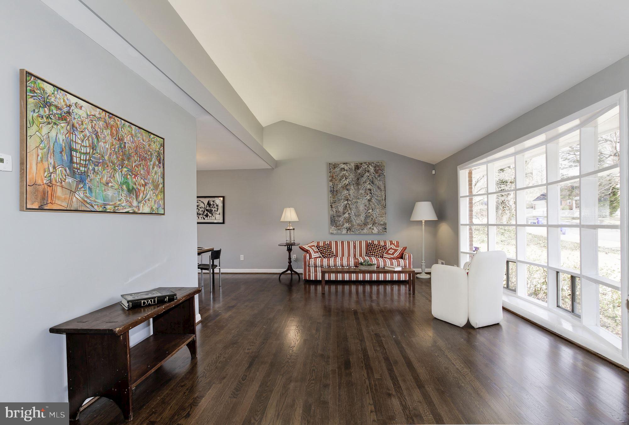 COUNTRY CLUB FOREST - Residential