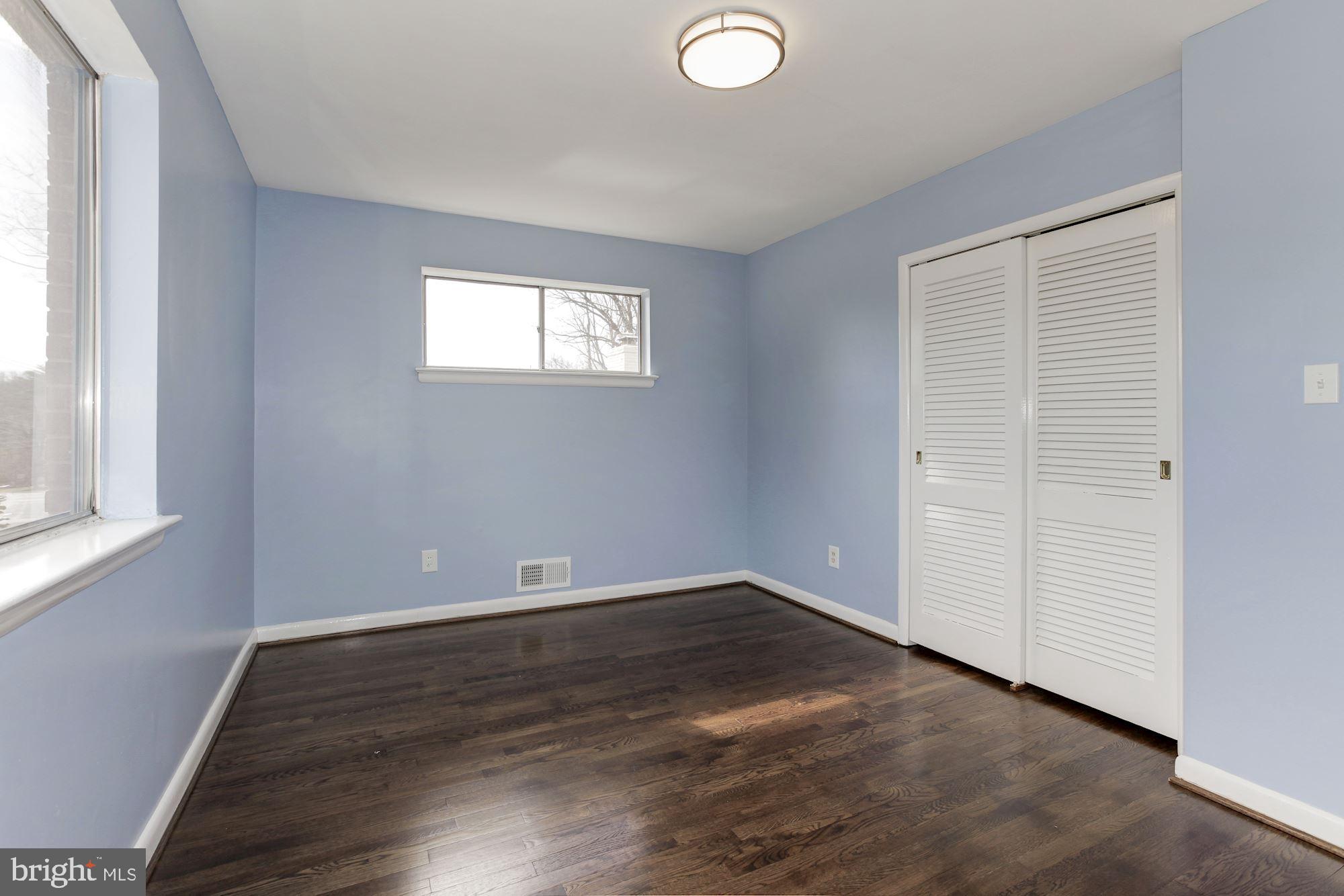 COUNTRY CLUB FOREST - Residential