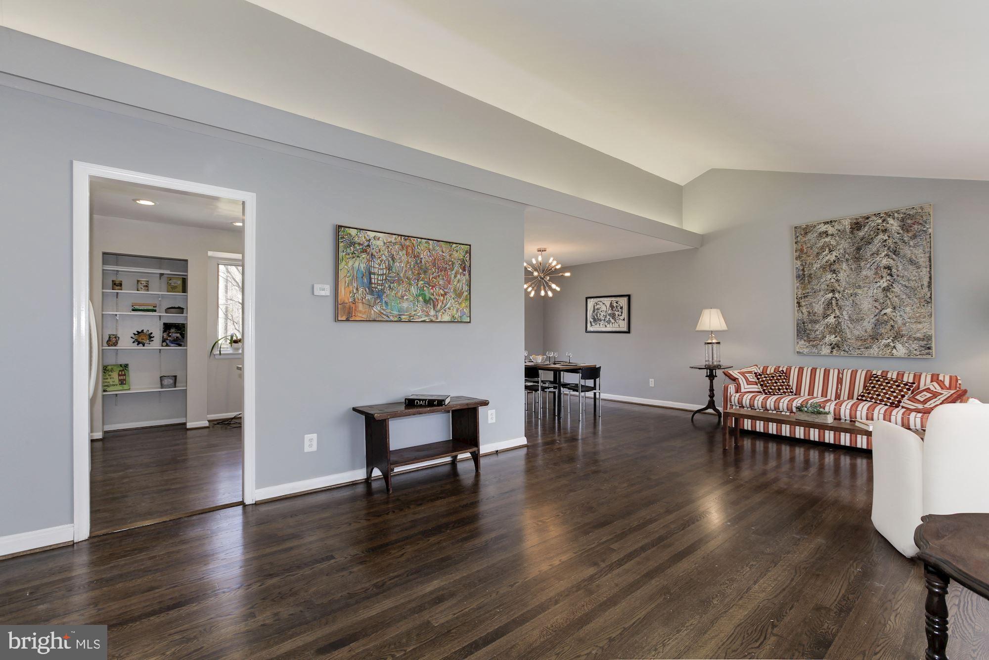 COUNTRY CLUB FOREST - Residential