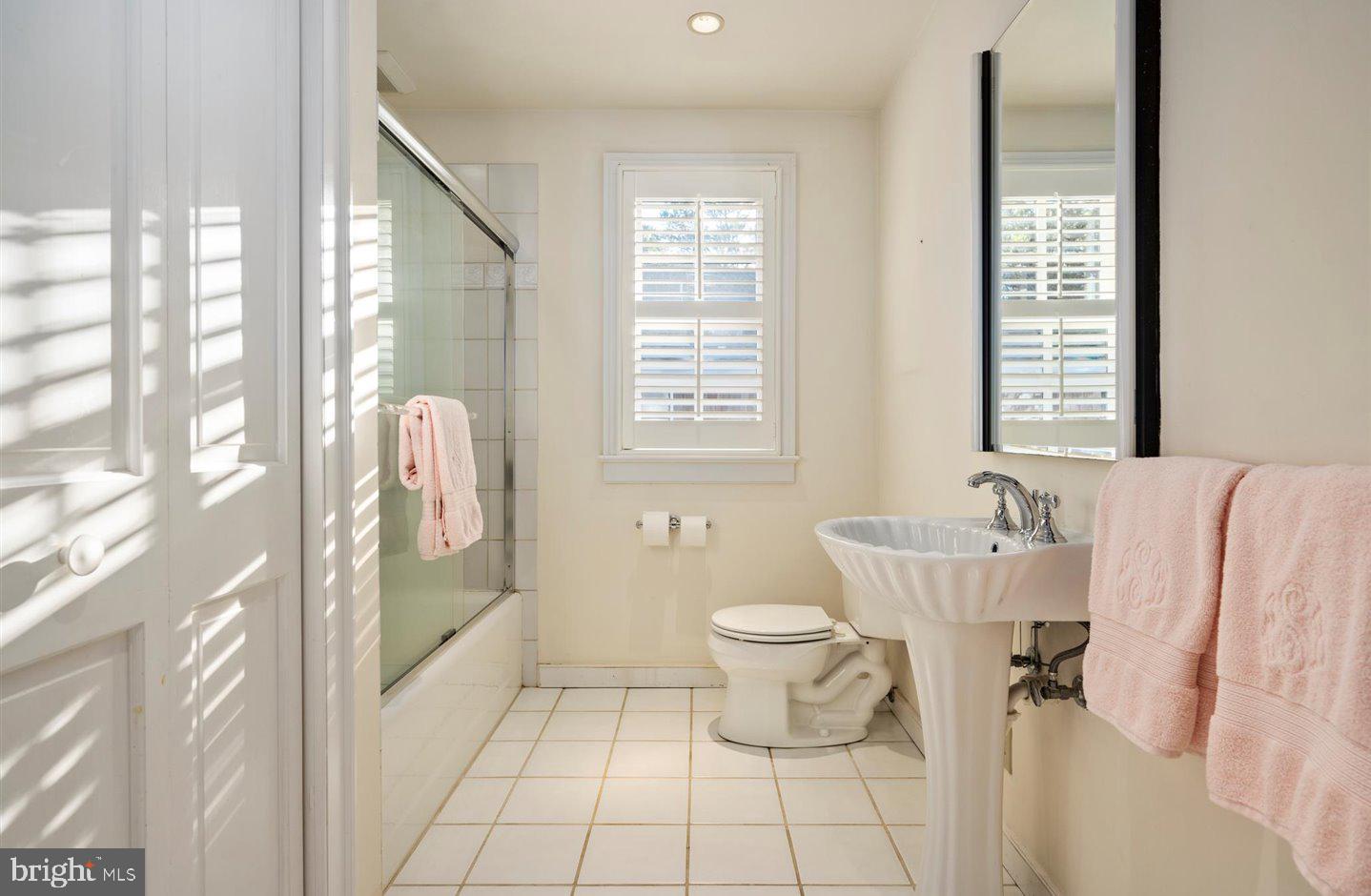 NORTH REHOBOTH - Residential