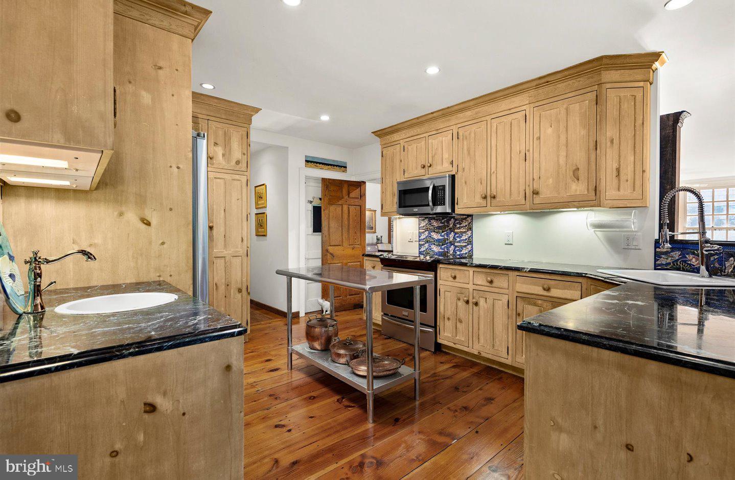 NORTH REHOBOTH - Residential