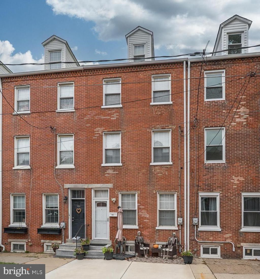 Photo of 103 Middlesex Street, GLOUCESTER CITY, NJ 08030 (MLS # NJCD2103696)