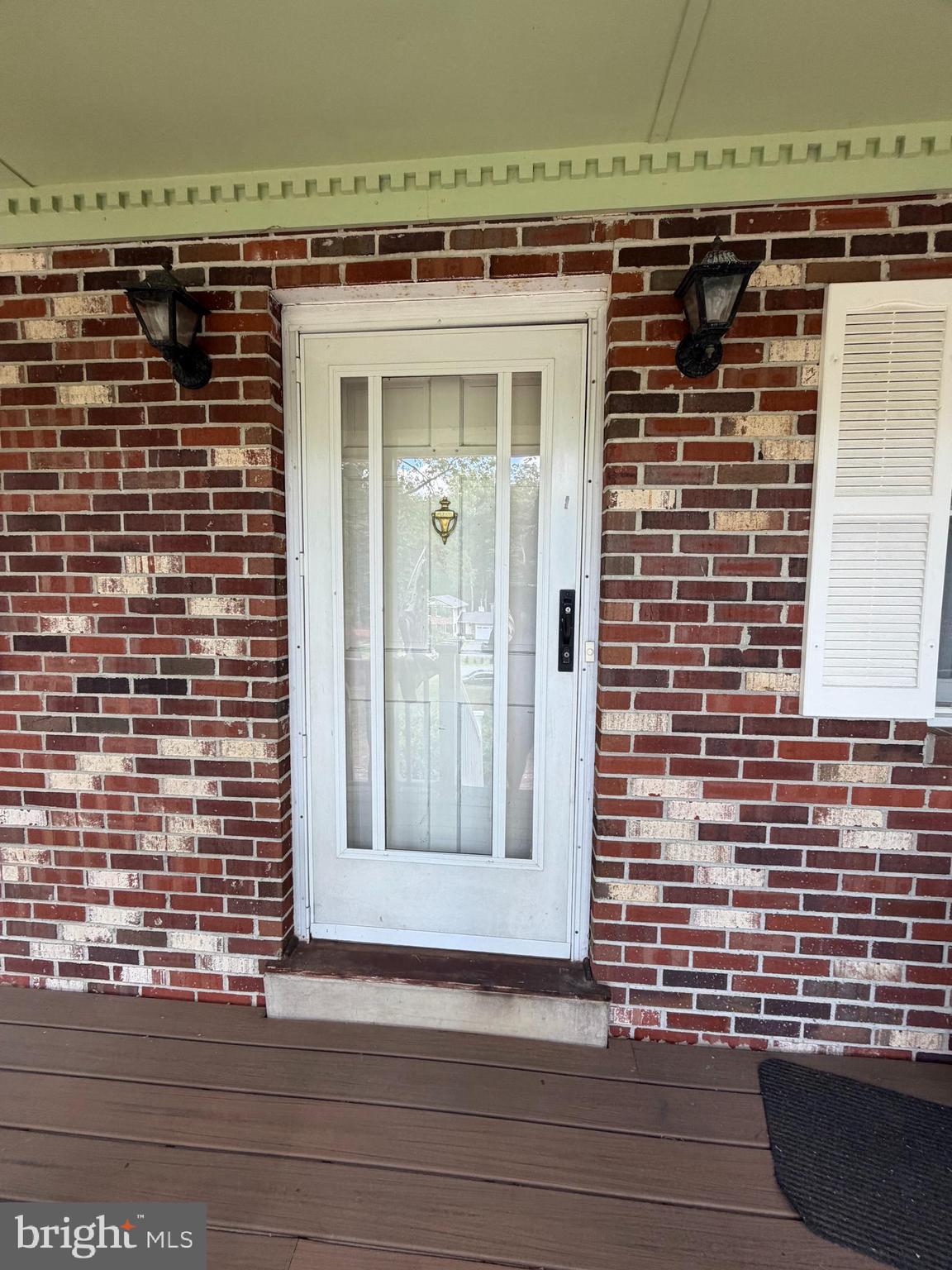 5 GREENRIDGE DRIVE