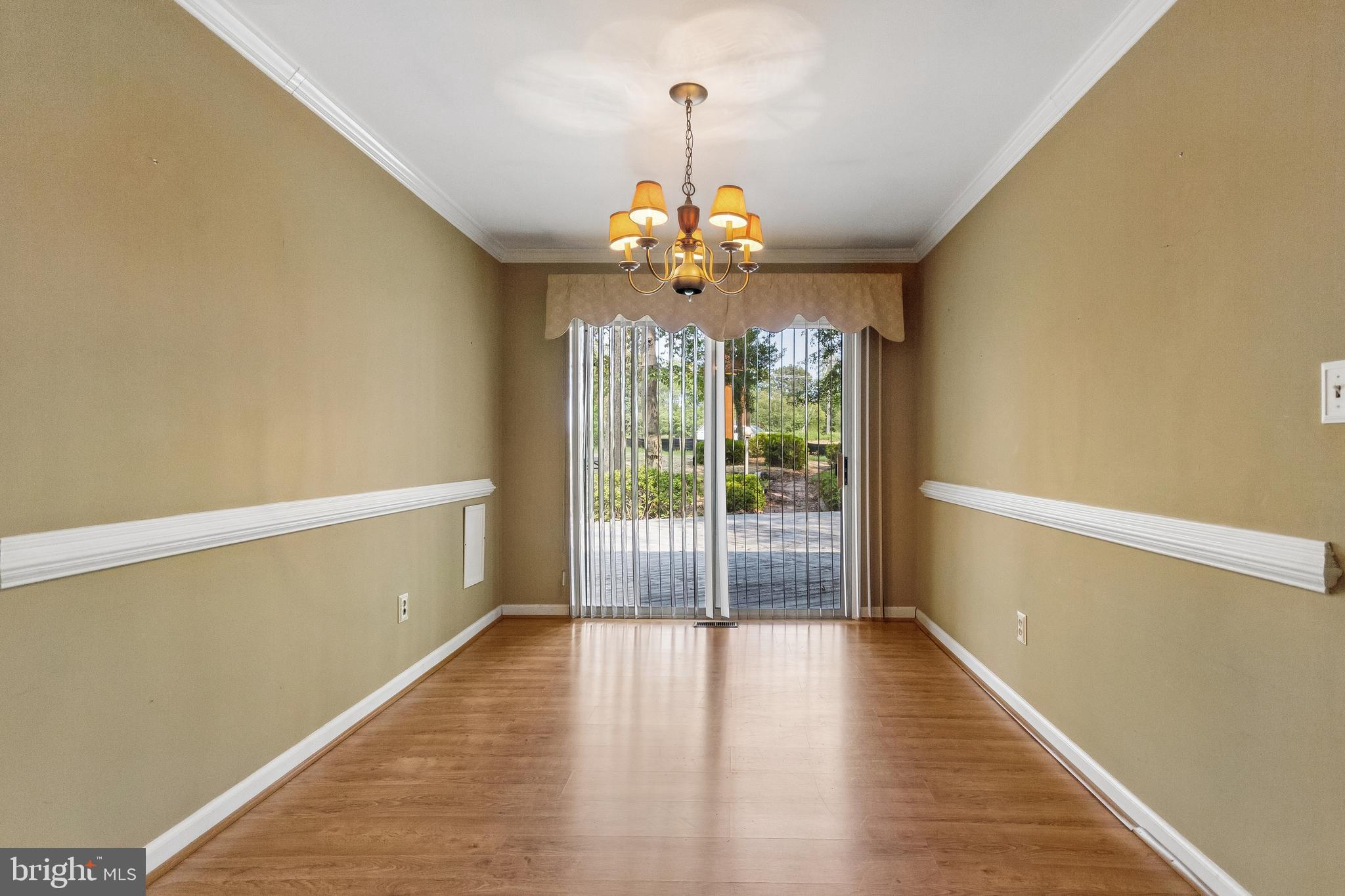 5 GREENRIDGE DRIVE