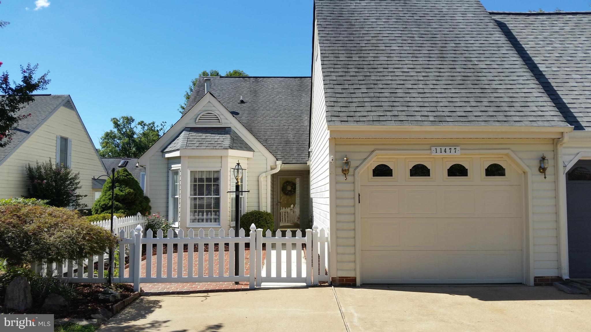 SUMMERLAKE - Residential