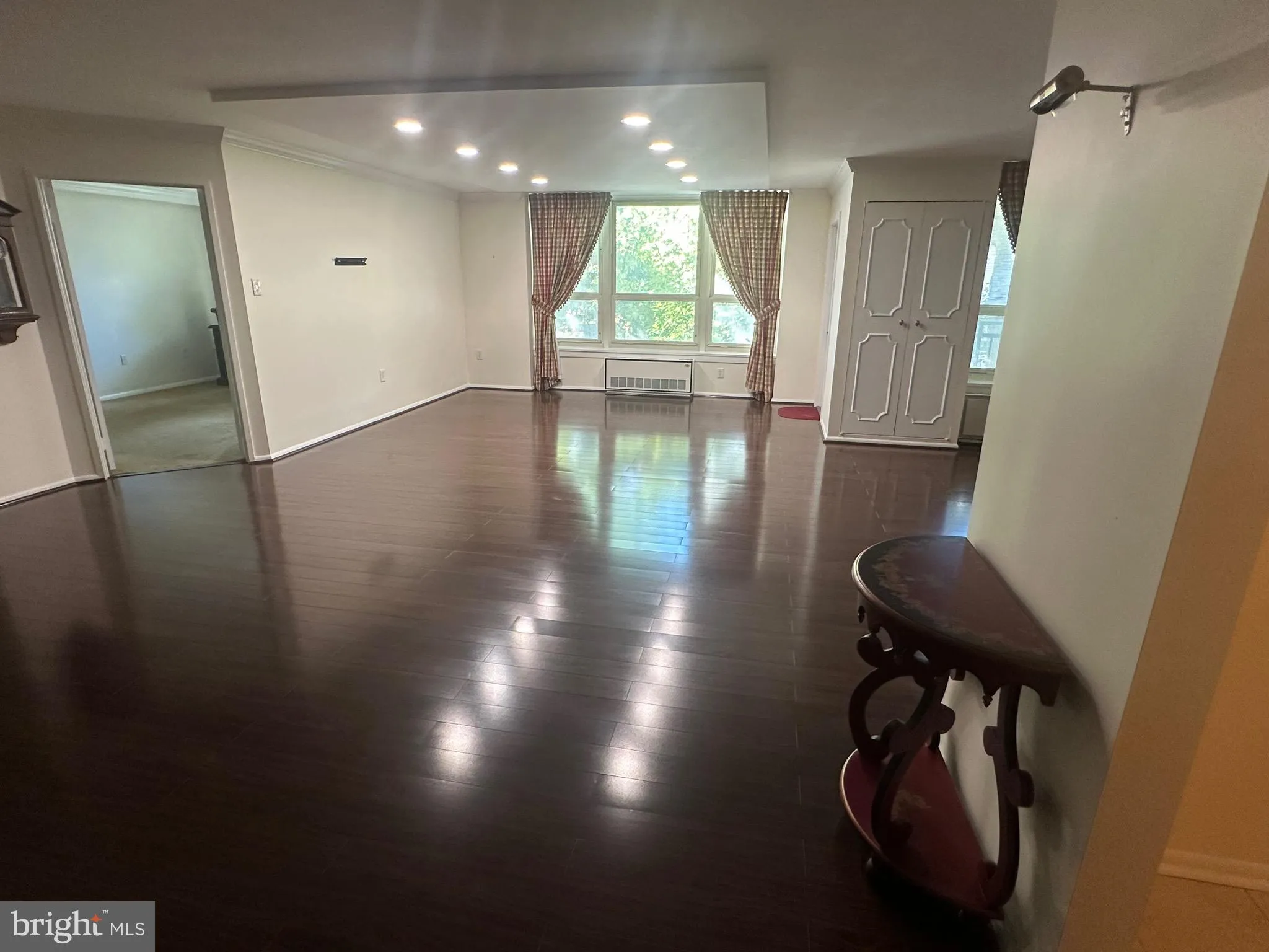 Bala Cynwyd, Pennsylvania 19004, United States, 2 Bedrooms Bedrooms, ,2 BathroomsBathrooms,Residential,Active,229552