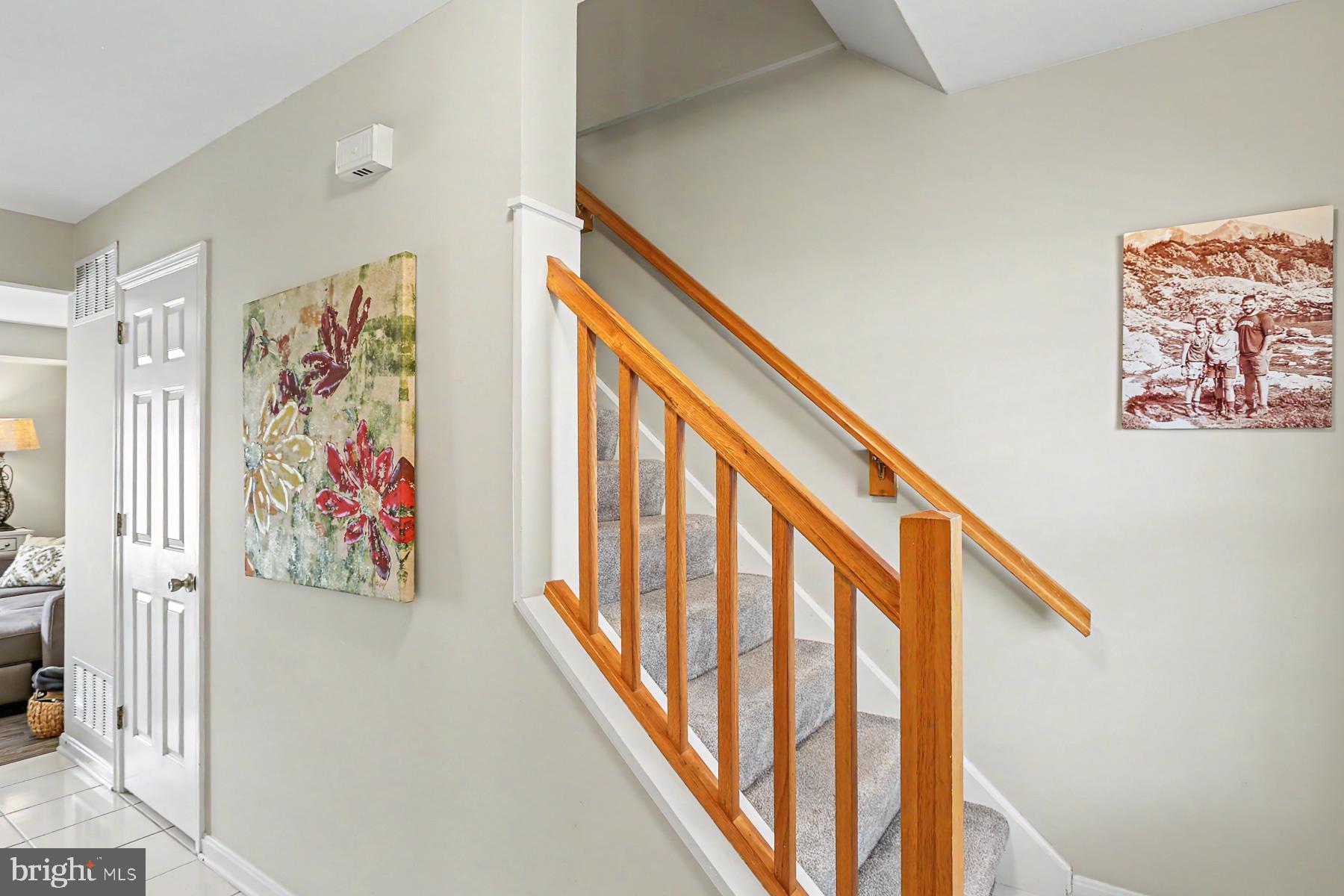 1524 CAMBRIDGE CT U-0209 COURT