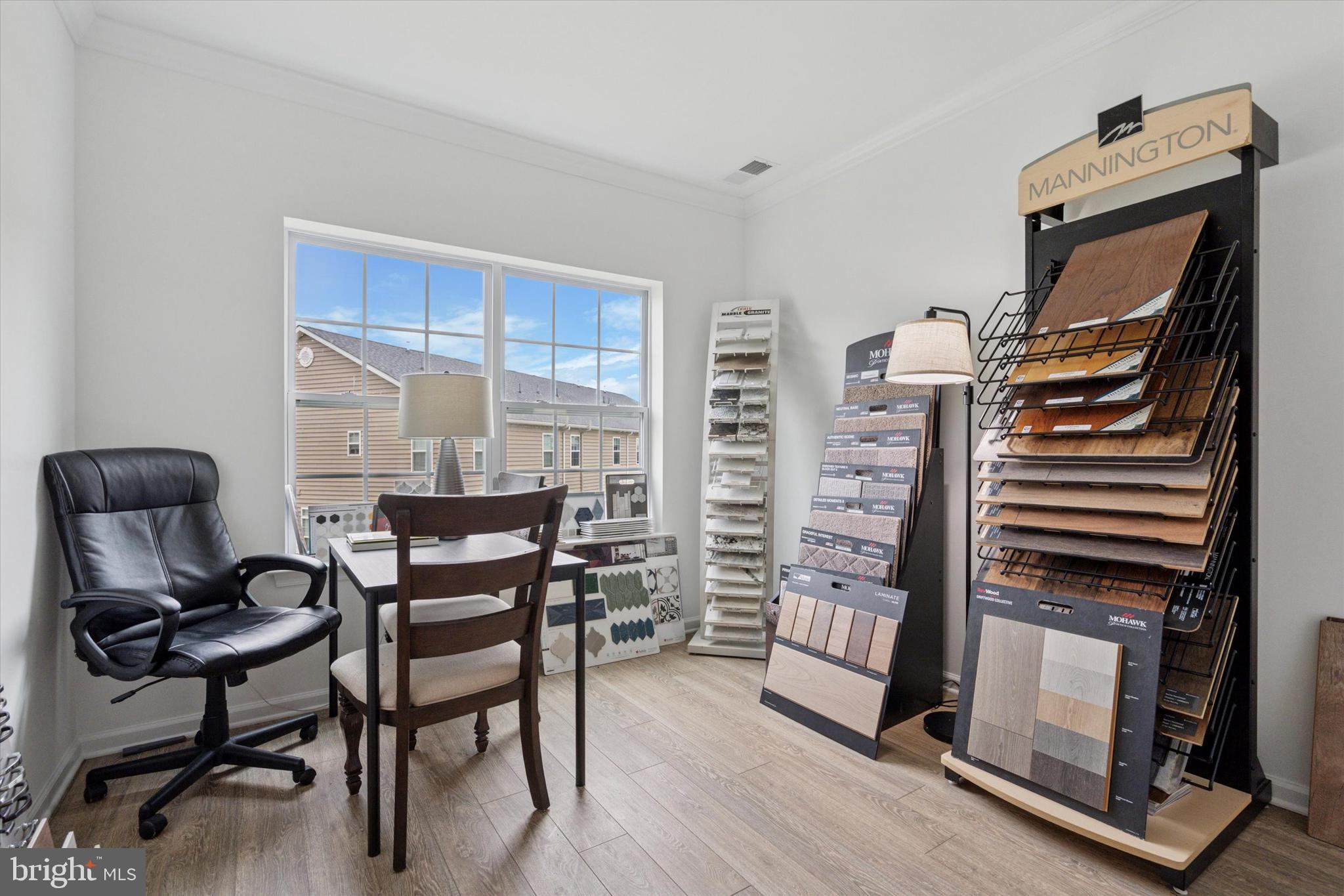 RADCLIFFE COURT - Residential