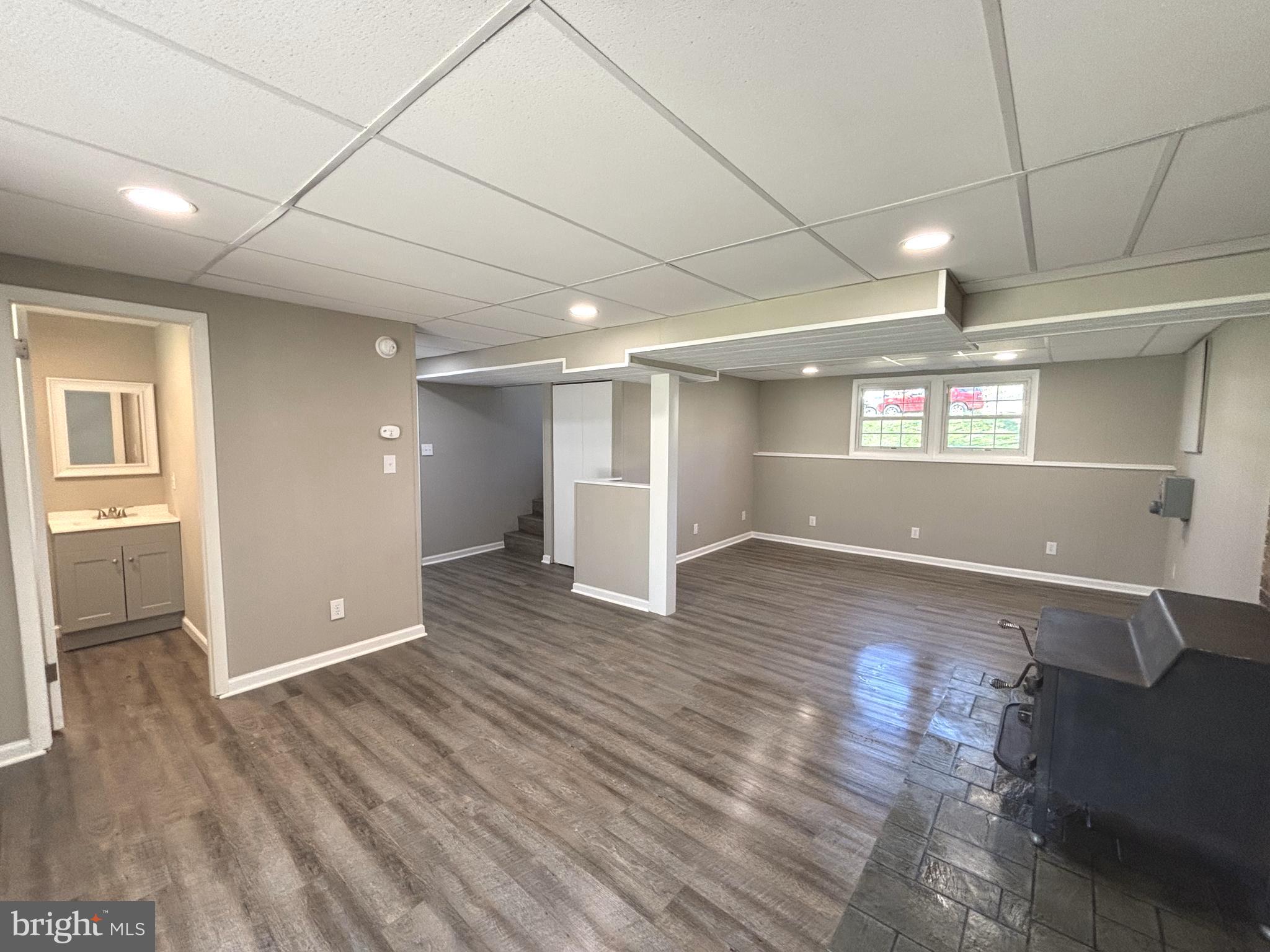 FAIRVIEW - Residential