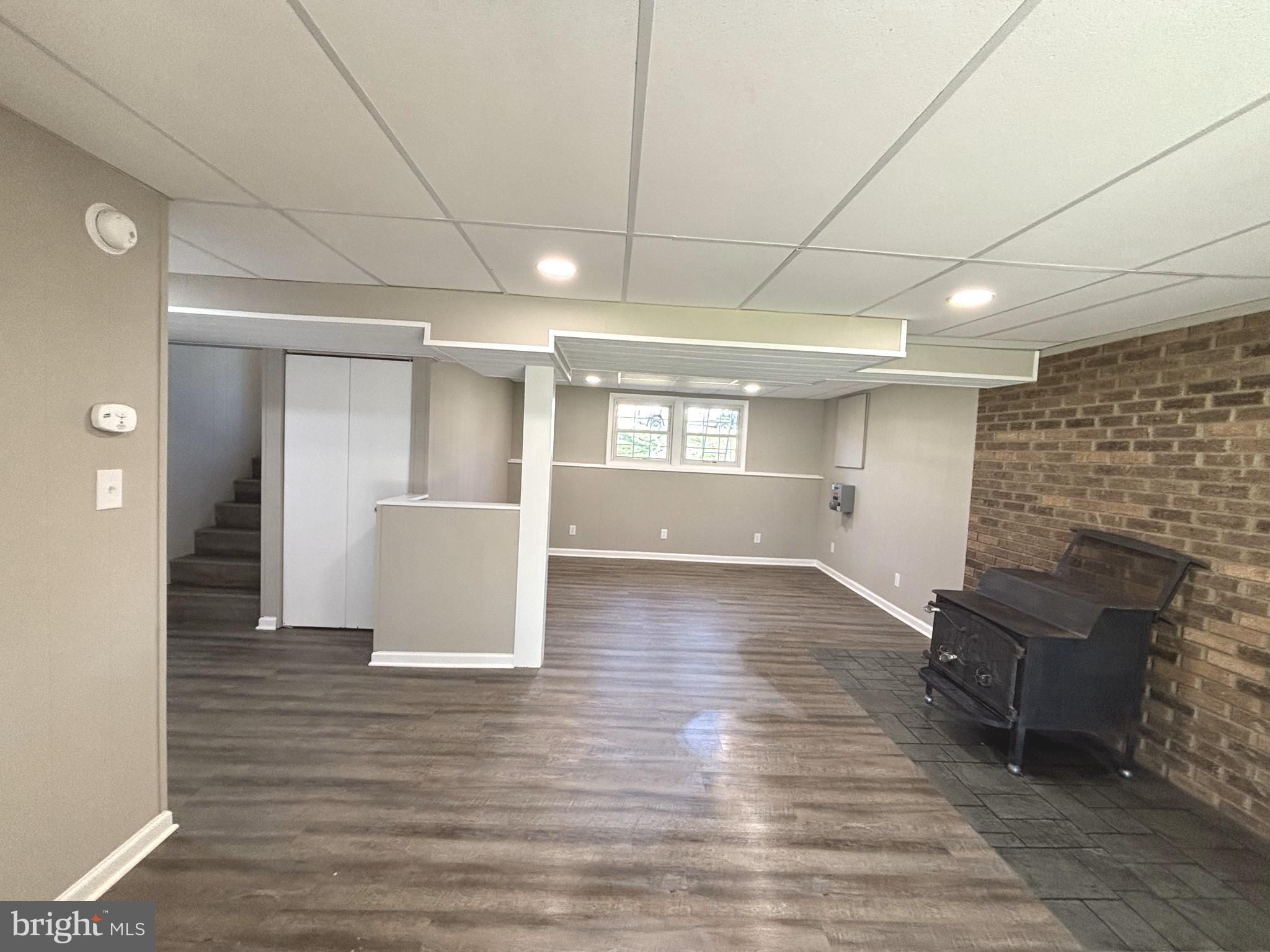 FAIRVIEW - Residential