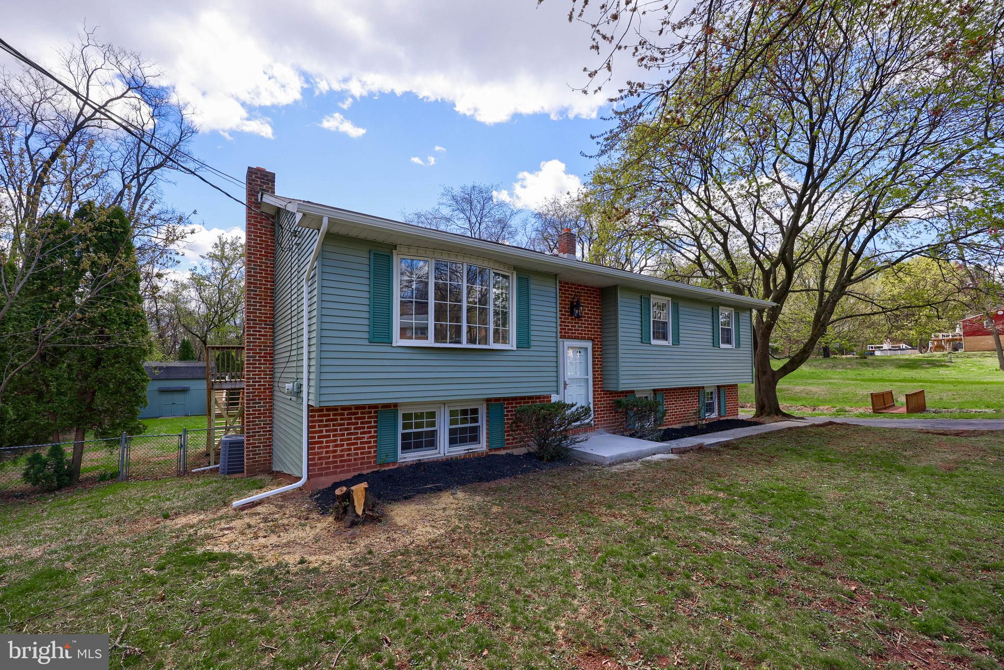 FAIRVIEW - Residential