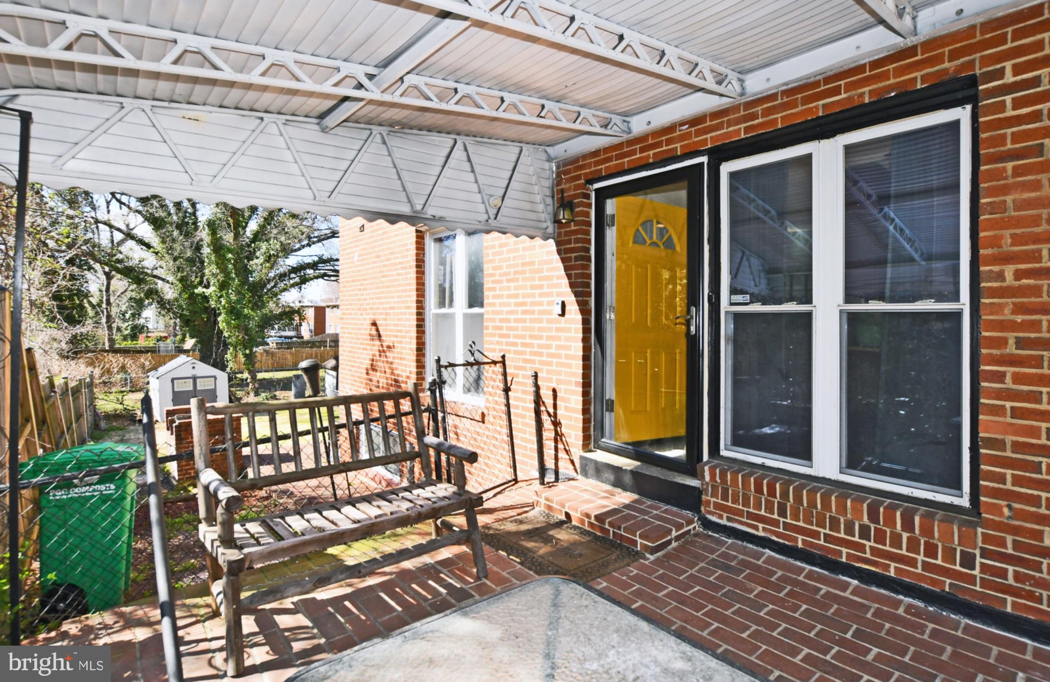 OXON HILL - Residential