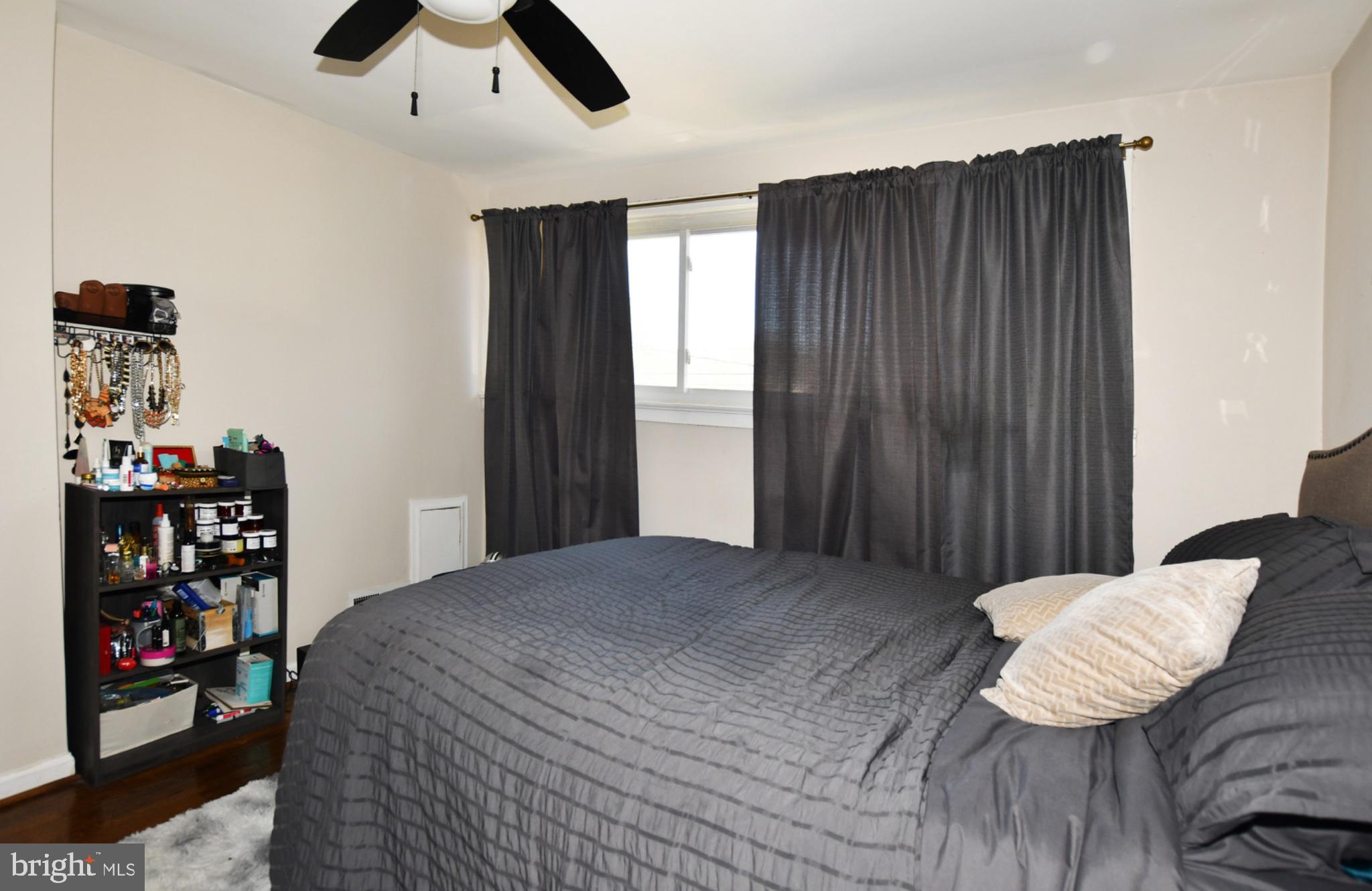 OXON HILL - Residential