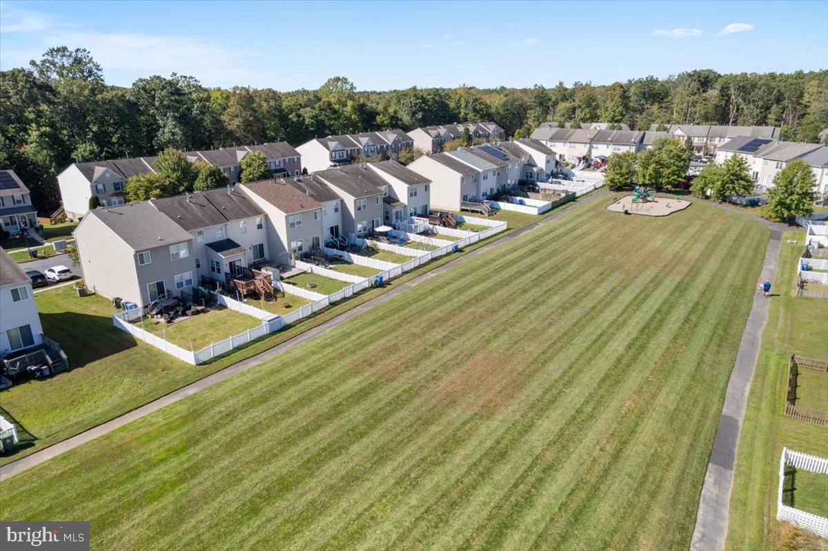 AUTUMN RUN - Residential