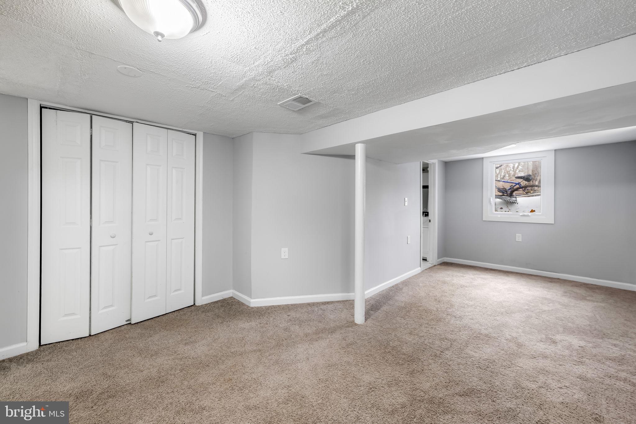 KINGS SEAT PLEASANT - Residential