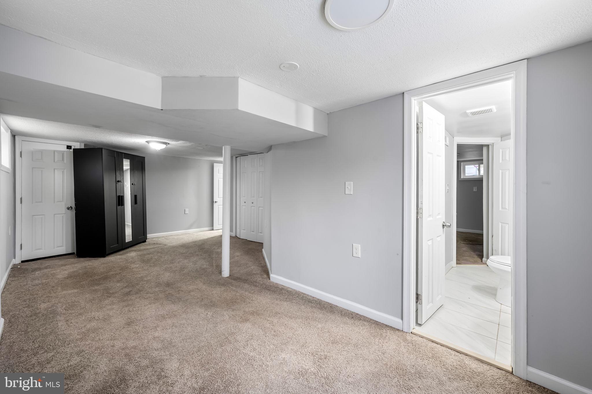 KINGS SEAT PLEASANT - Residential