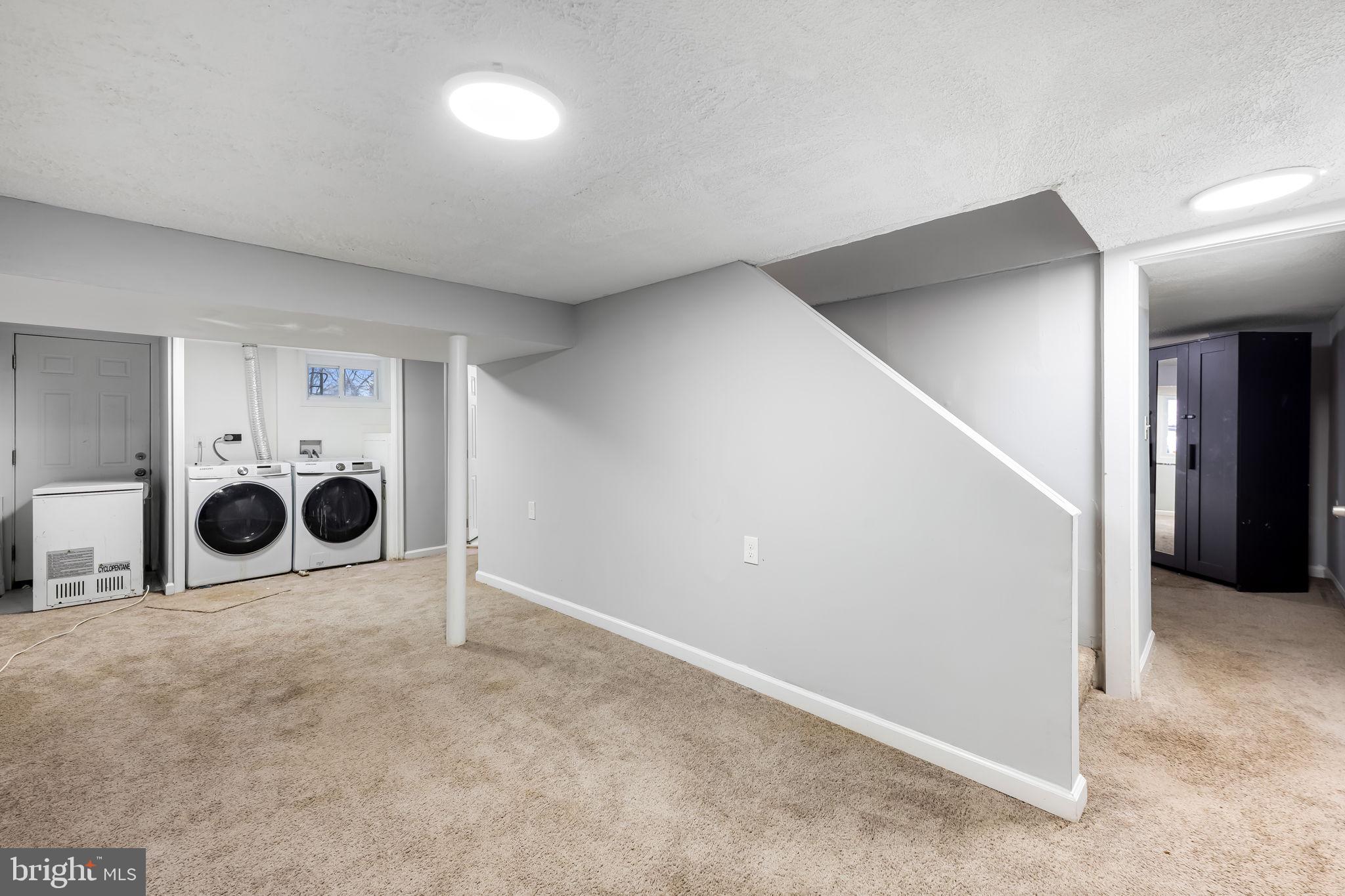 KINGS SEAT PLEASANT - Residential