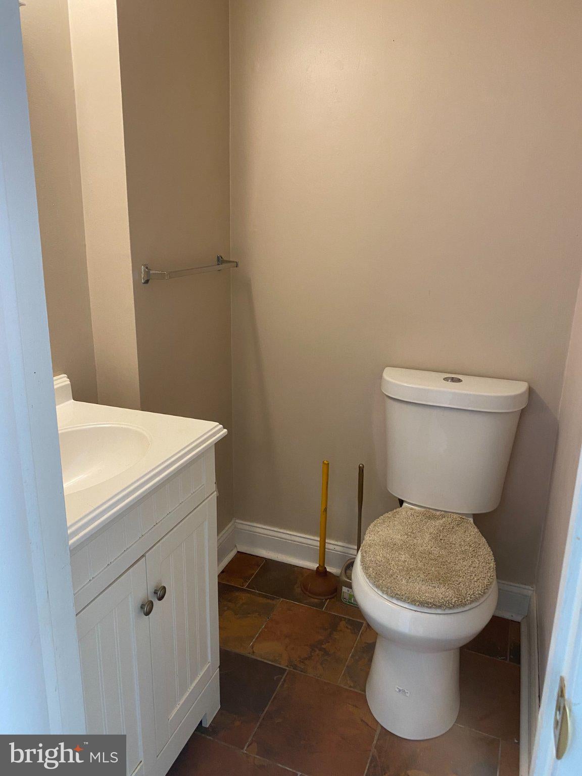 3401 GOLF VIEW DRIVE 3429