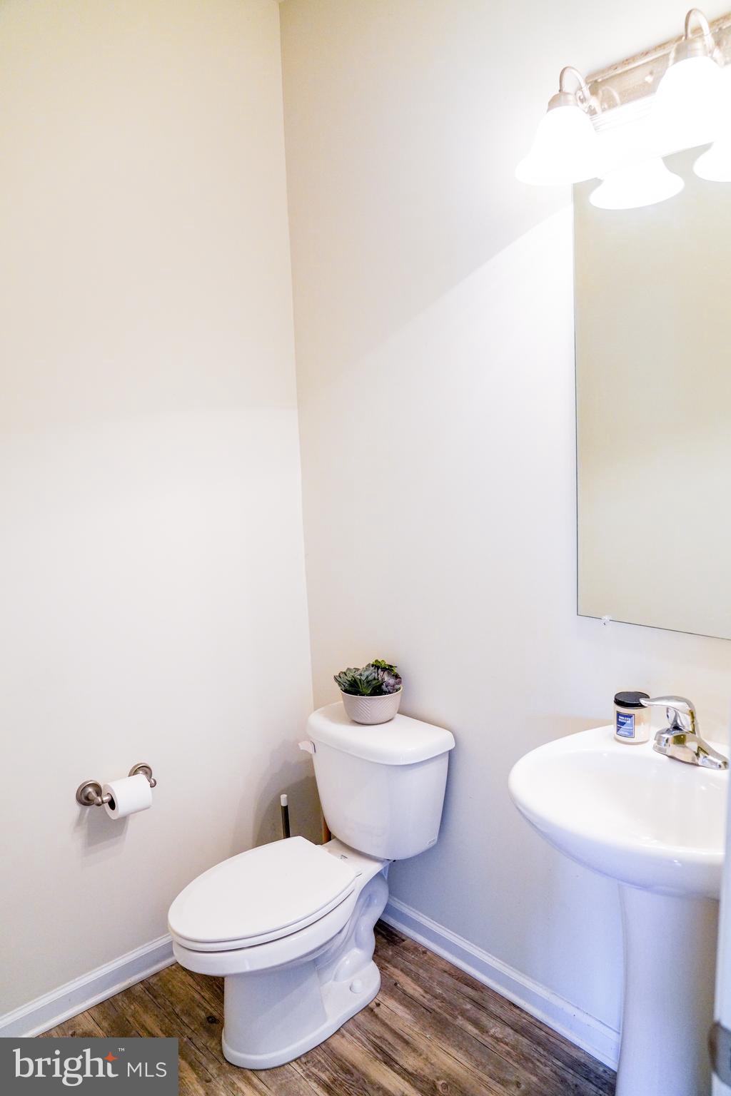 MILLARDSVILLE VILLAGE - Residential