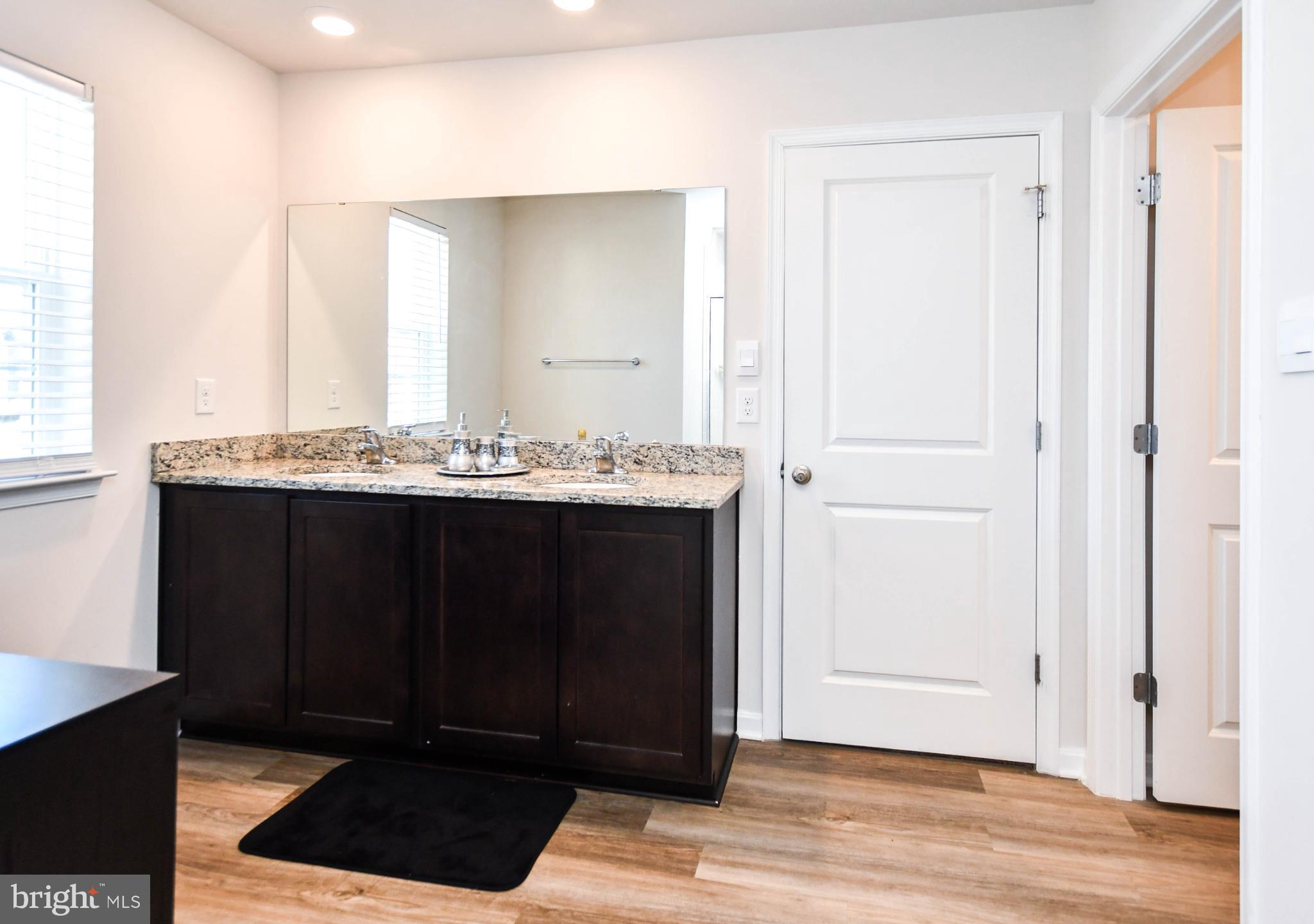 PINE GROVE - Residential