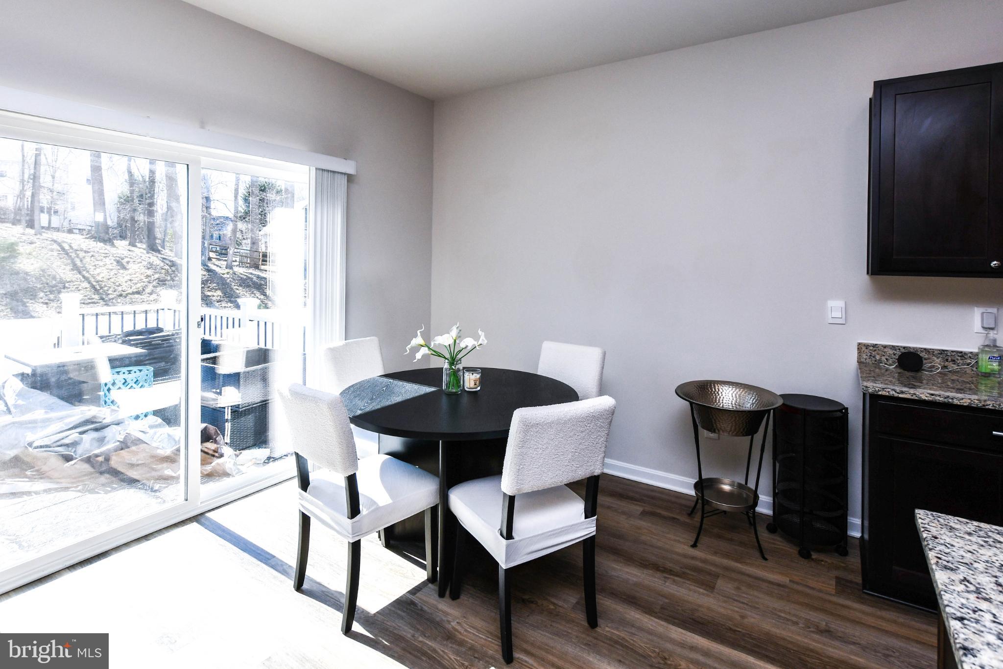 PINE GROVE - Residential