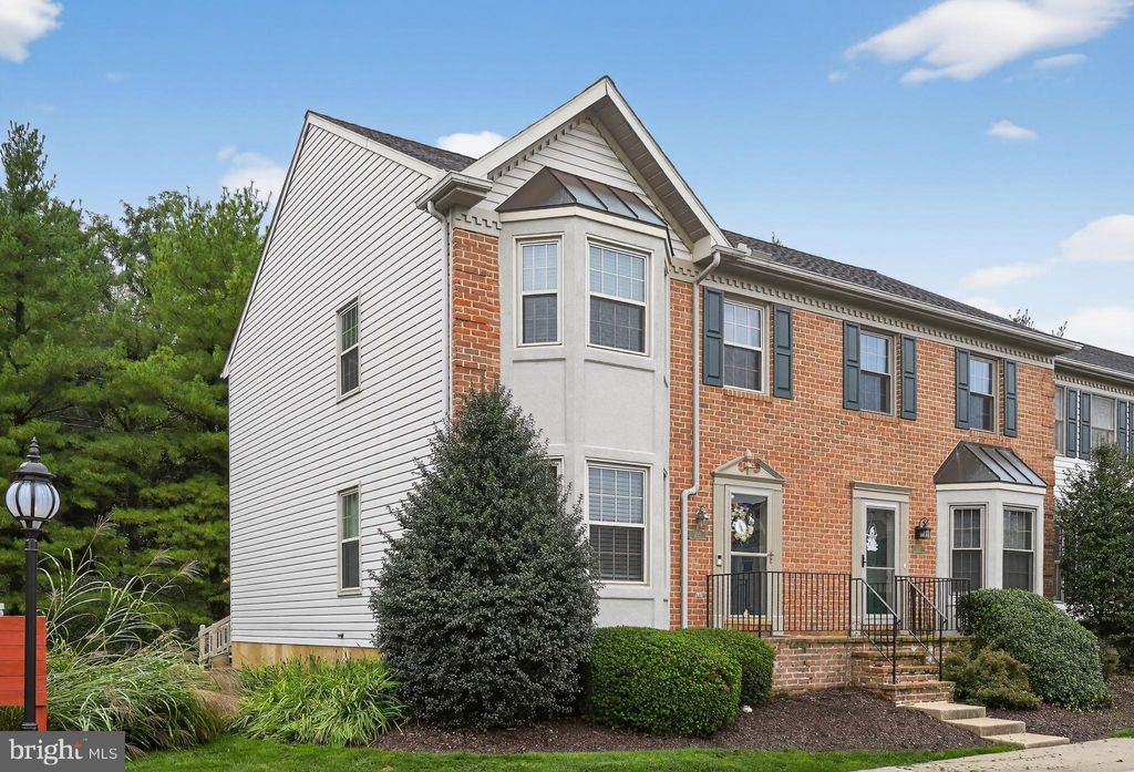 Photo of 339 Cobblestone Lane, LANCASTER, PA 17601 (MLS # PALA2077150)