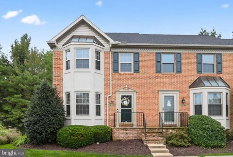 Photo of 339 Cobblestone Lane, LANCASTER, PA 17601 (MLS # PALA2077150)