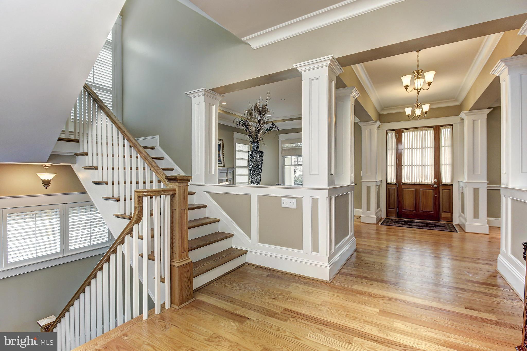 ENGLISH VILLAGE - Residential