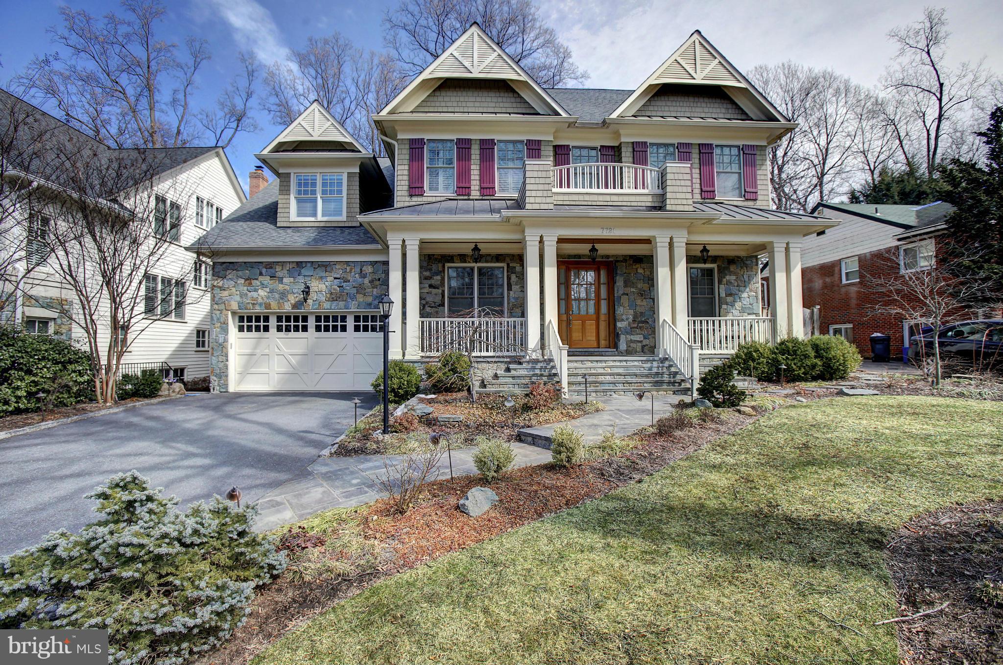 ENGLISH VILLAGE - Residential