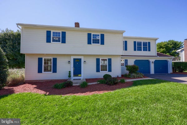 1735 ASHLAND DR, YORK, PA 17408 - Image 39312afc8a526071f8481d4122dff5b8/837656169
