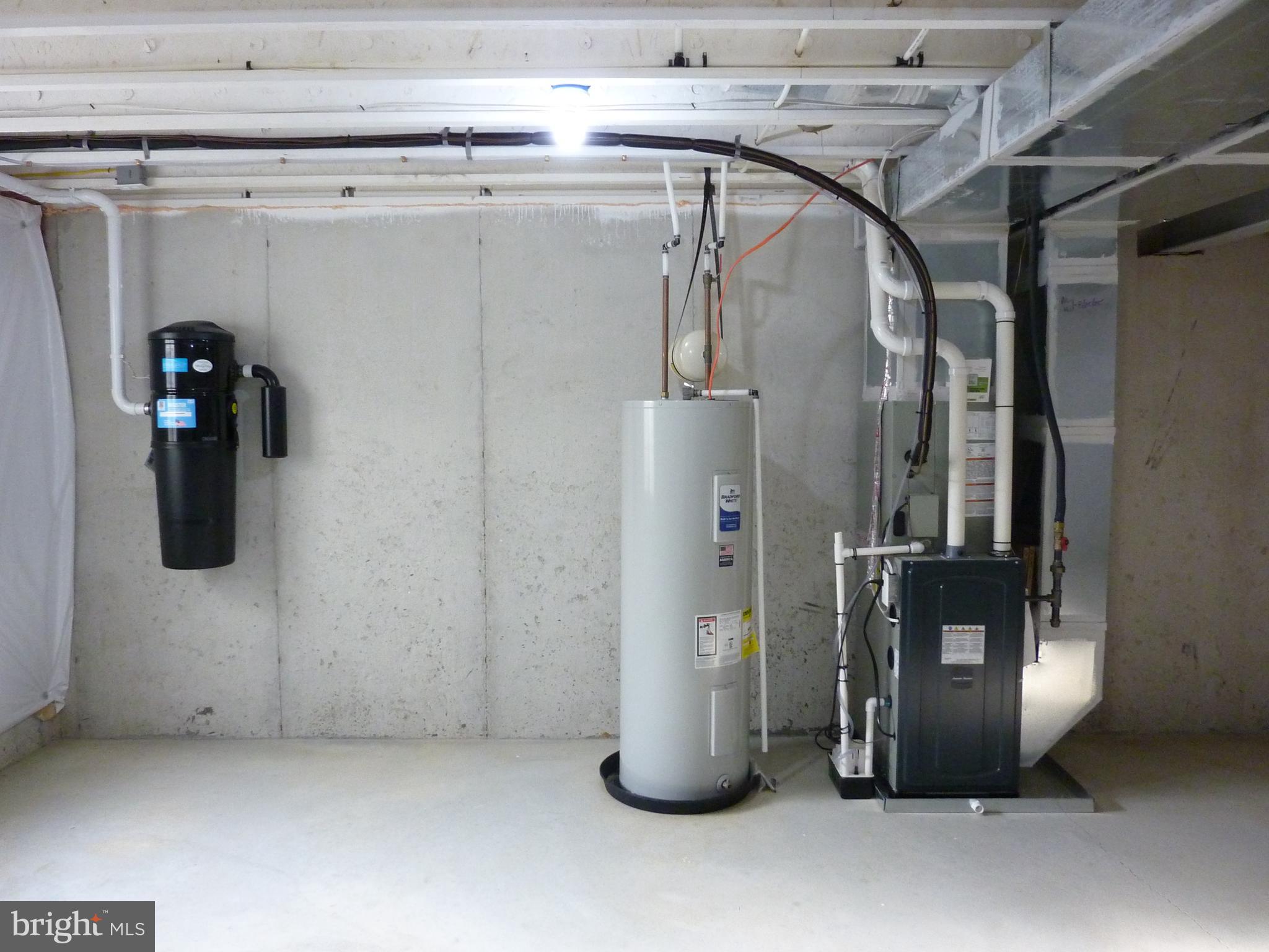 CAMBRIA VILLAGE - Residential