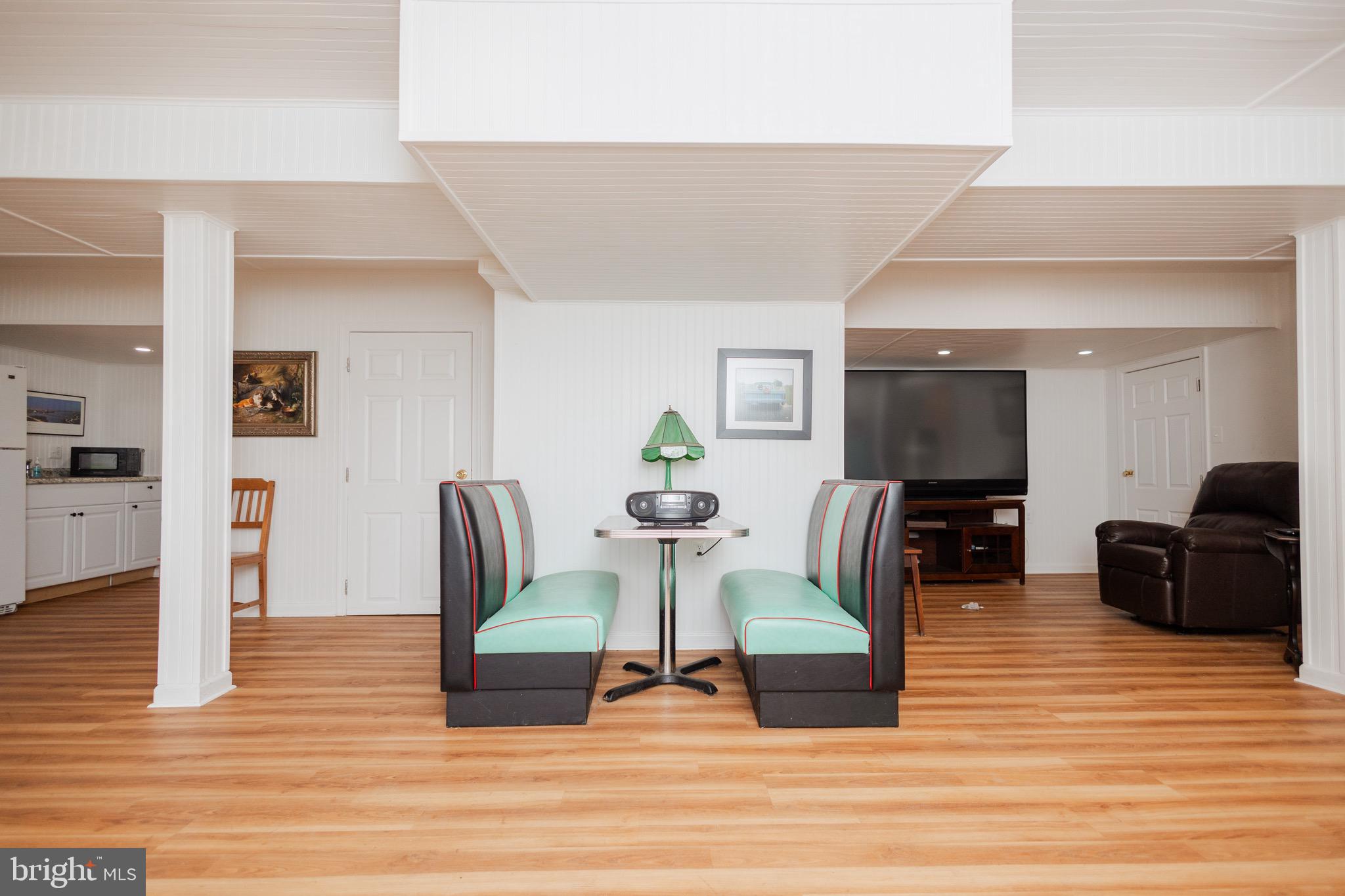 ROLLING ACRES - Residential