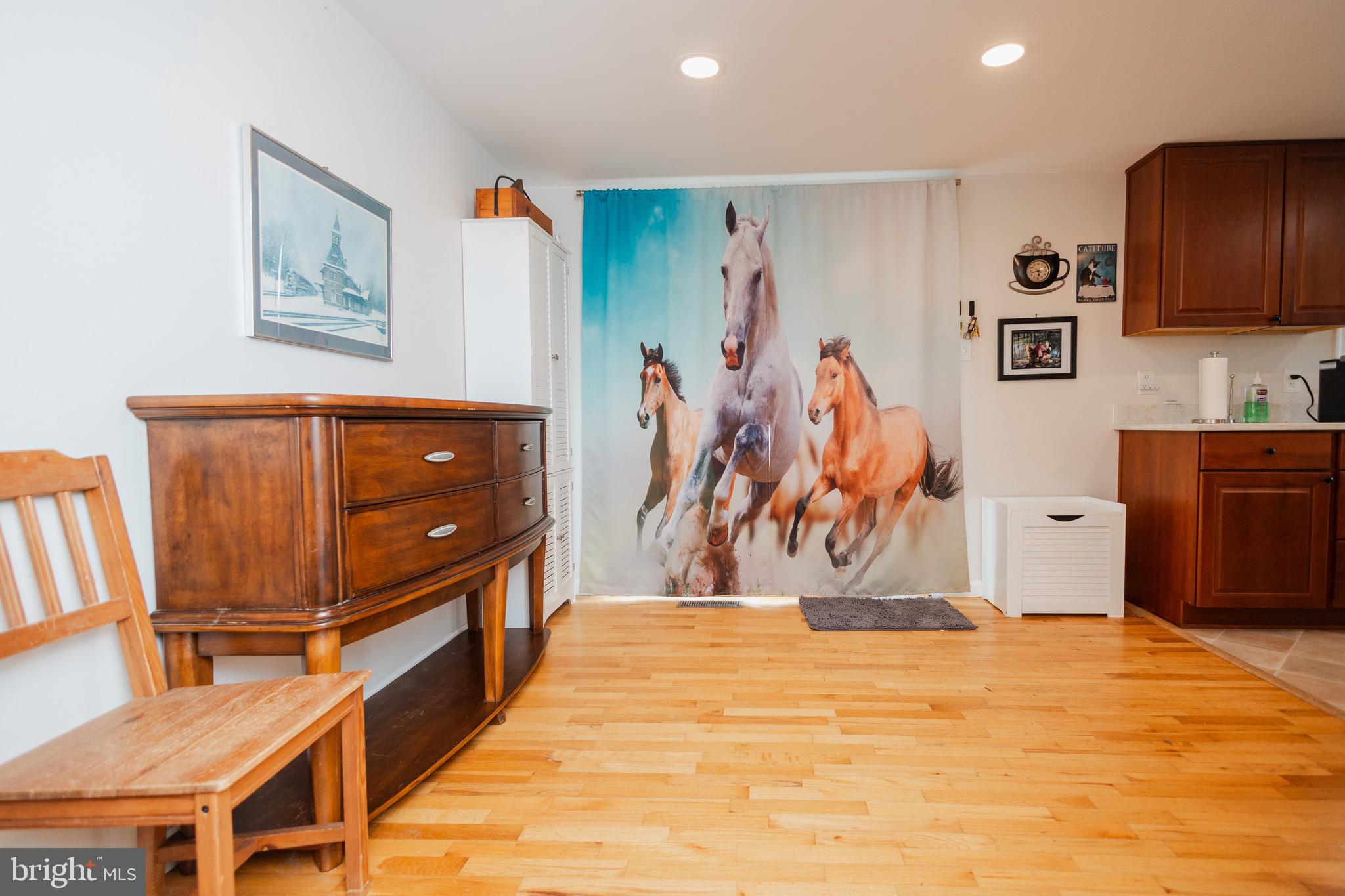 ROLLING ACRES - Residential