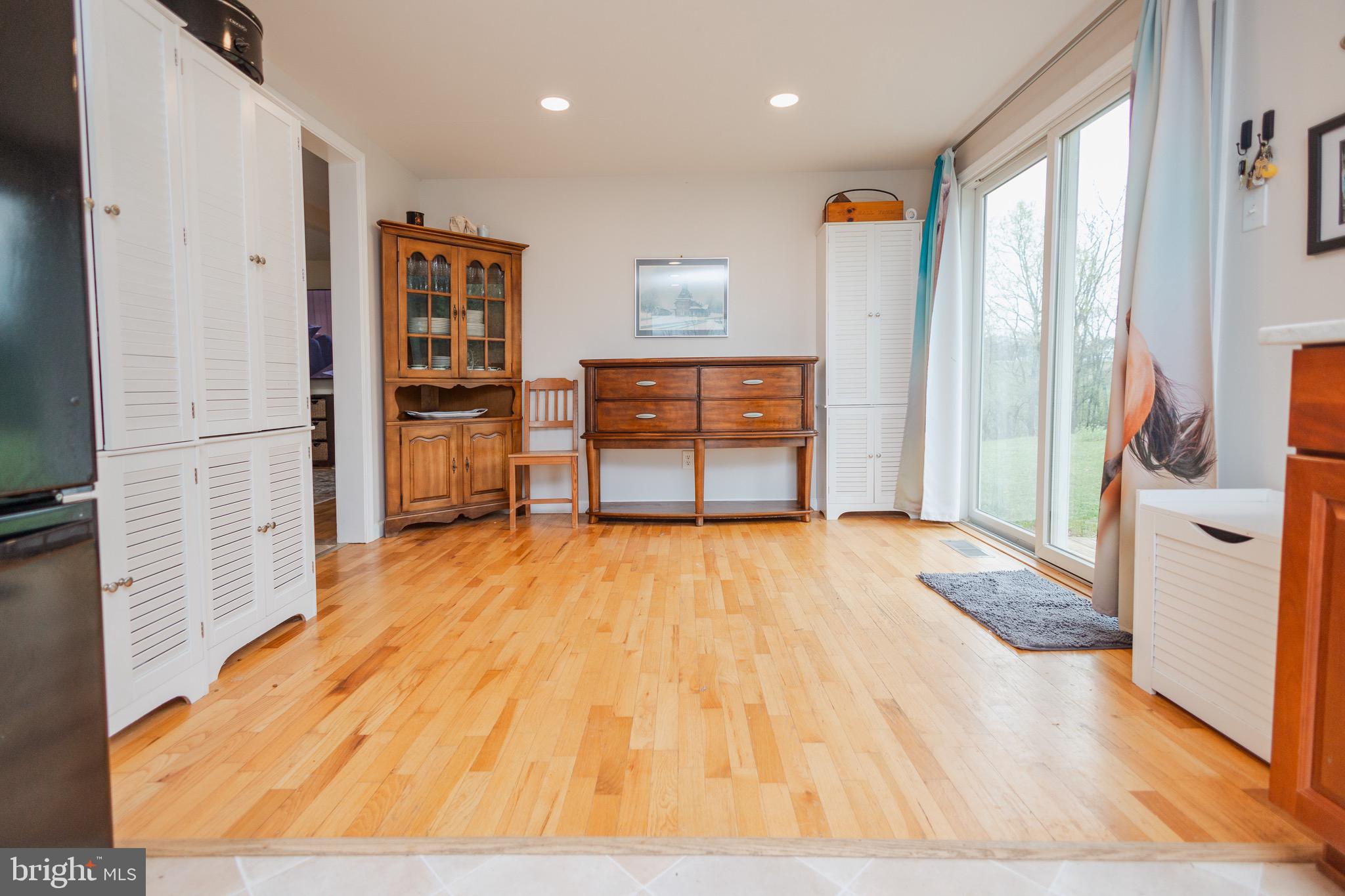 ROLLING ACRES - Residential