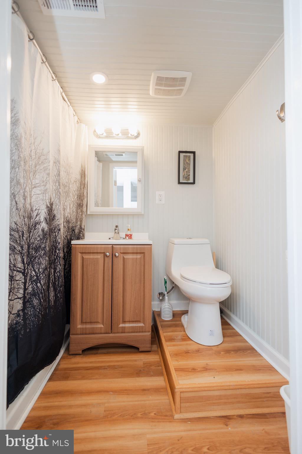 ROLLING ACRES - Residential